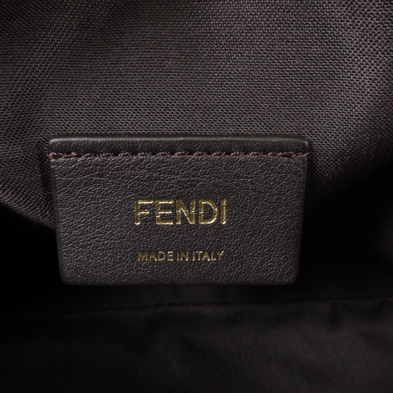 FENDI 牛皮皮革Pochette Camera Bag肩背袋