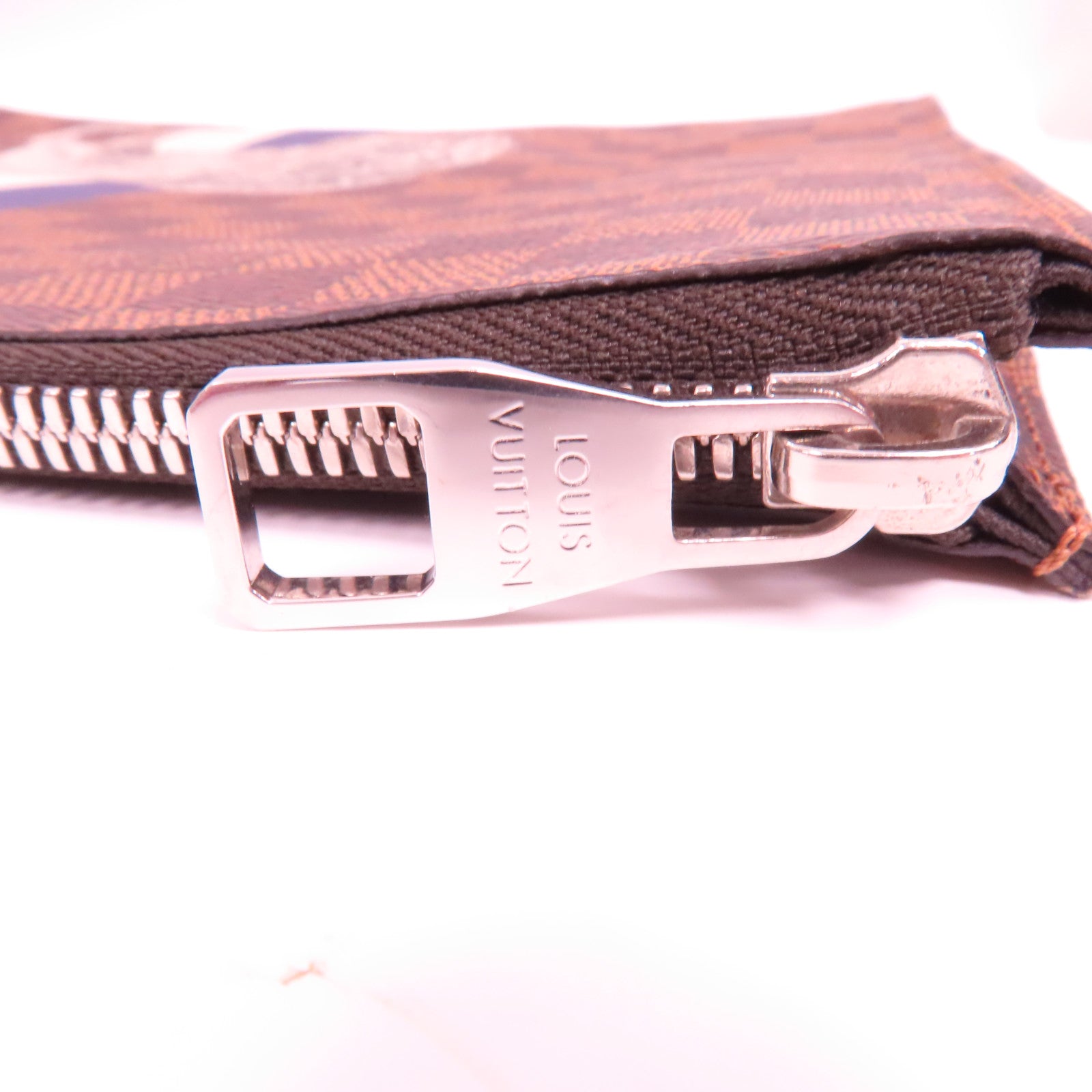 LOUIS VUITTON Damier Lion Chapman Pochette銀扣手拿包啡色
