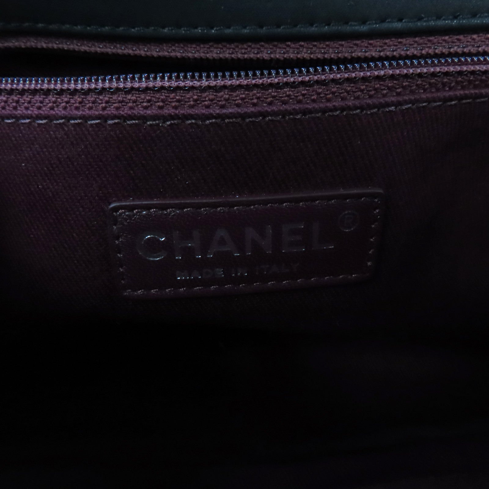 CHANEL 牛皮皮革Chain Shoulder銀扣鏈帶肩背袋黑色