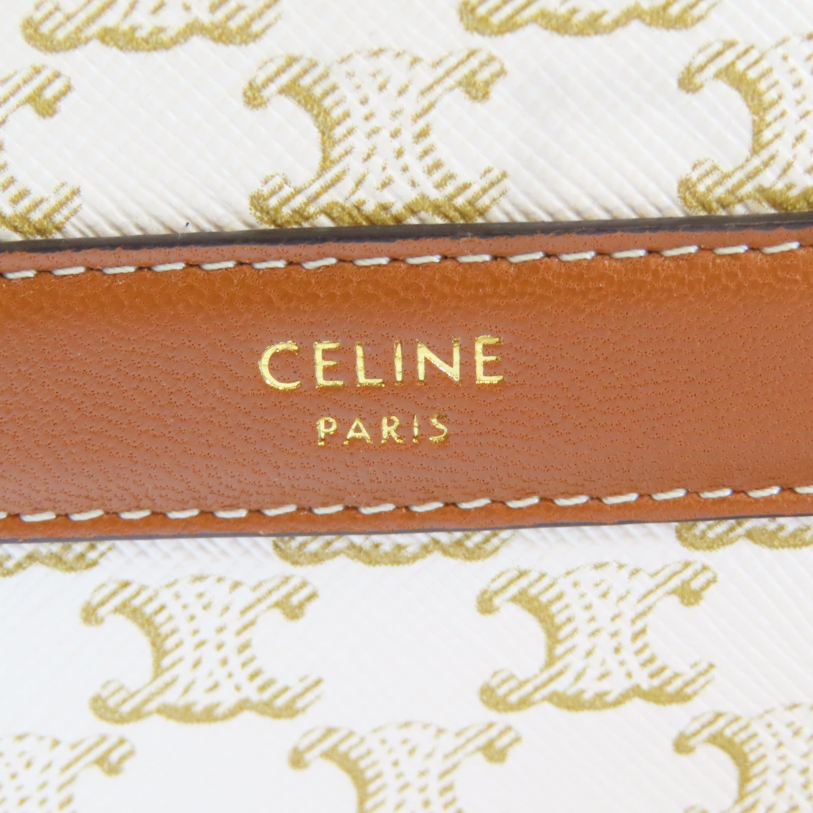 CELINE 塗層帆布Triomphe Bag金扣肩背袋白色