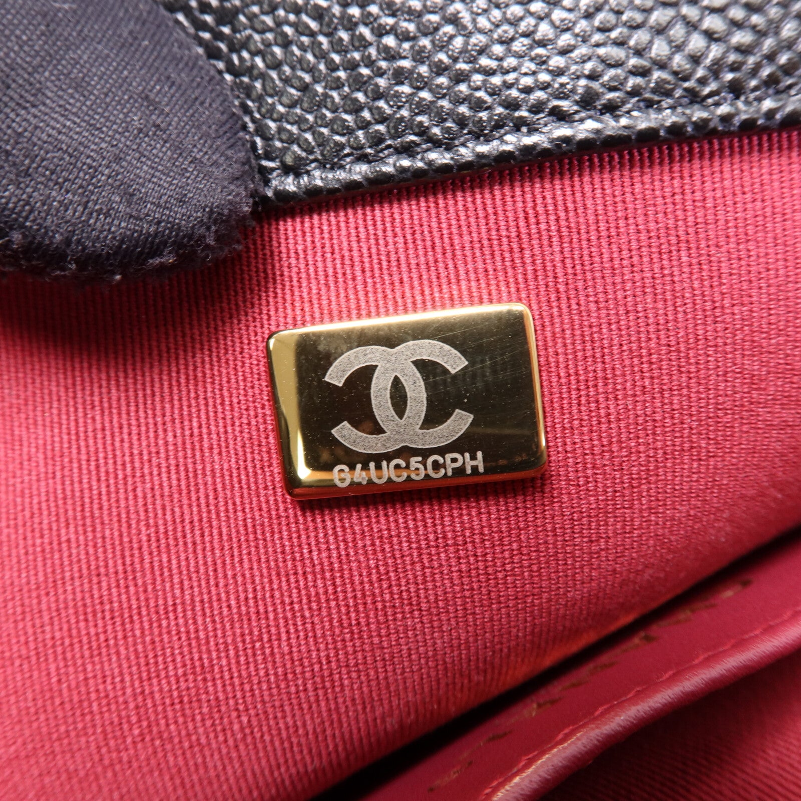 CHANEL 牛皮皮革Chain Around Flap Bag金扣鏈帶肩背袋