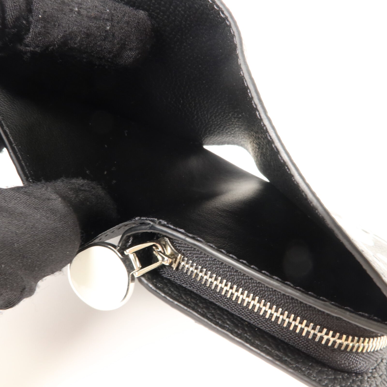 LOUIS VUITTON Monogram Empreinte LV x YK Clea Wallet錢包