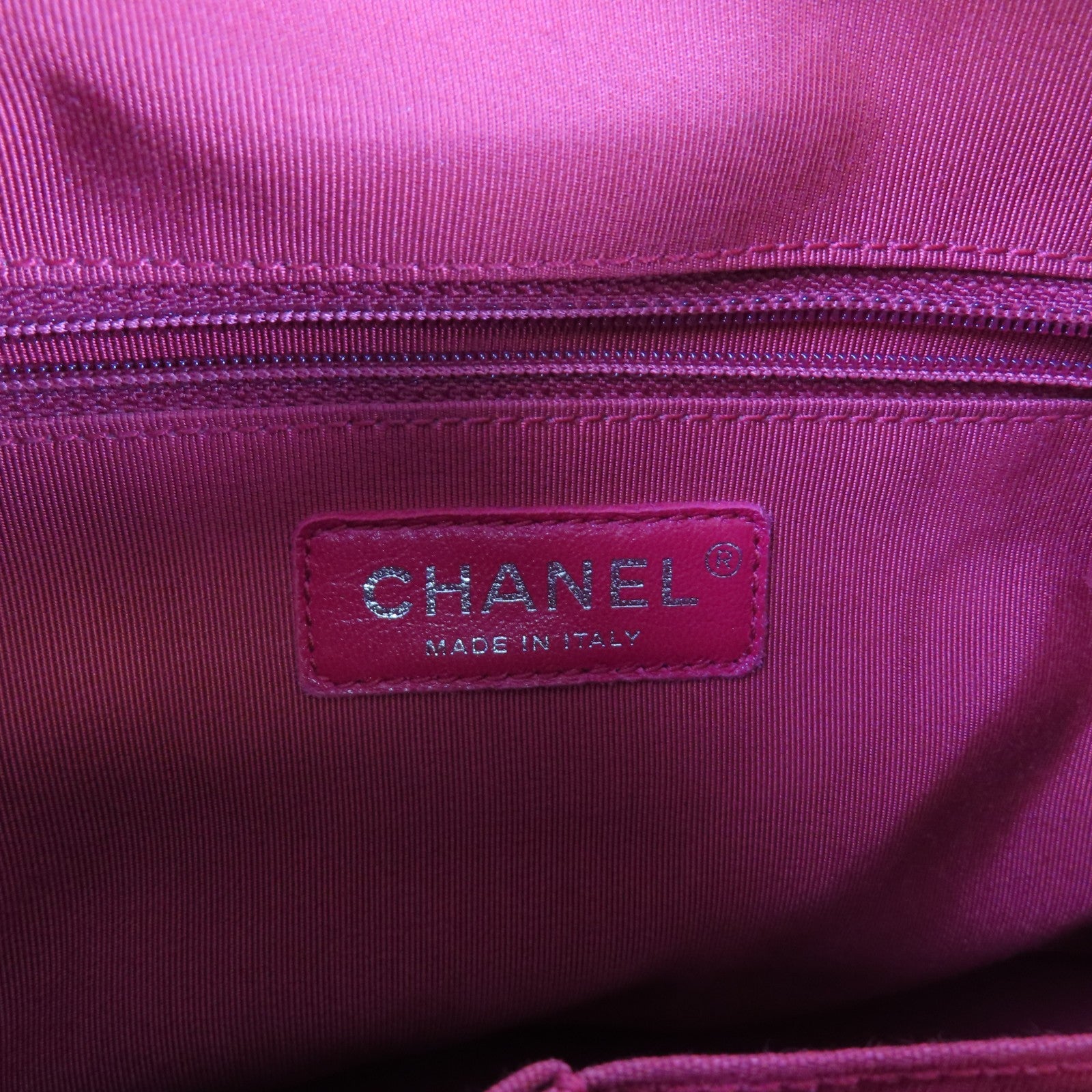 CHANEL 【激減優惠】牛皮革Gabrielle Medium Chain Shoulder Bag銀扣鏈帶肩背袋