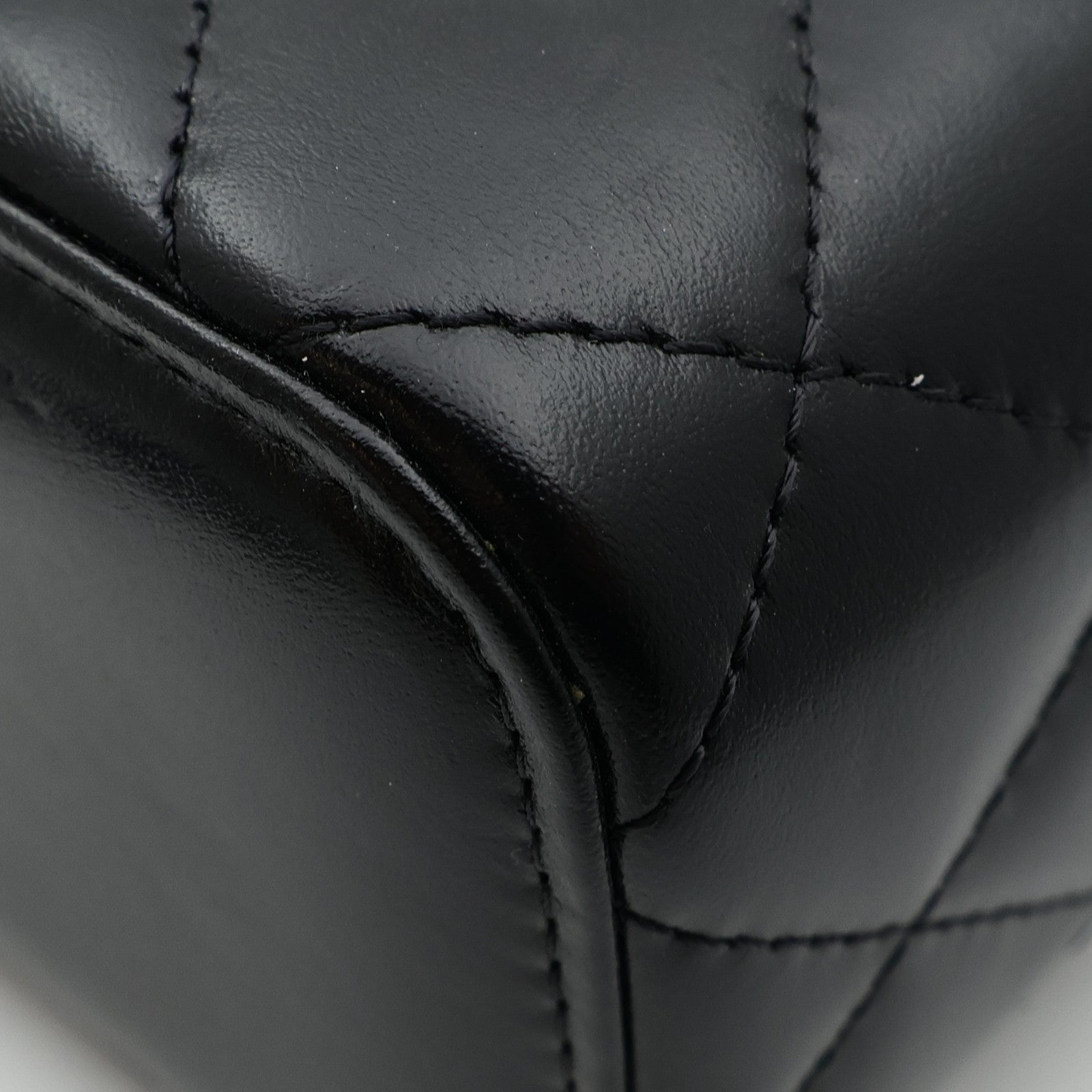 CHANEL 羊皮皮革Mini Vanity Case金扣鏈帶肩背袋