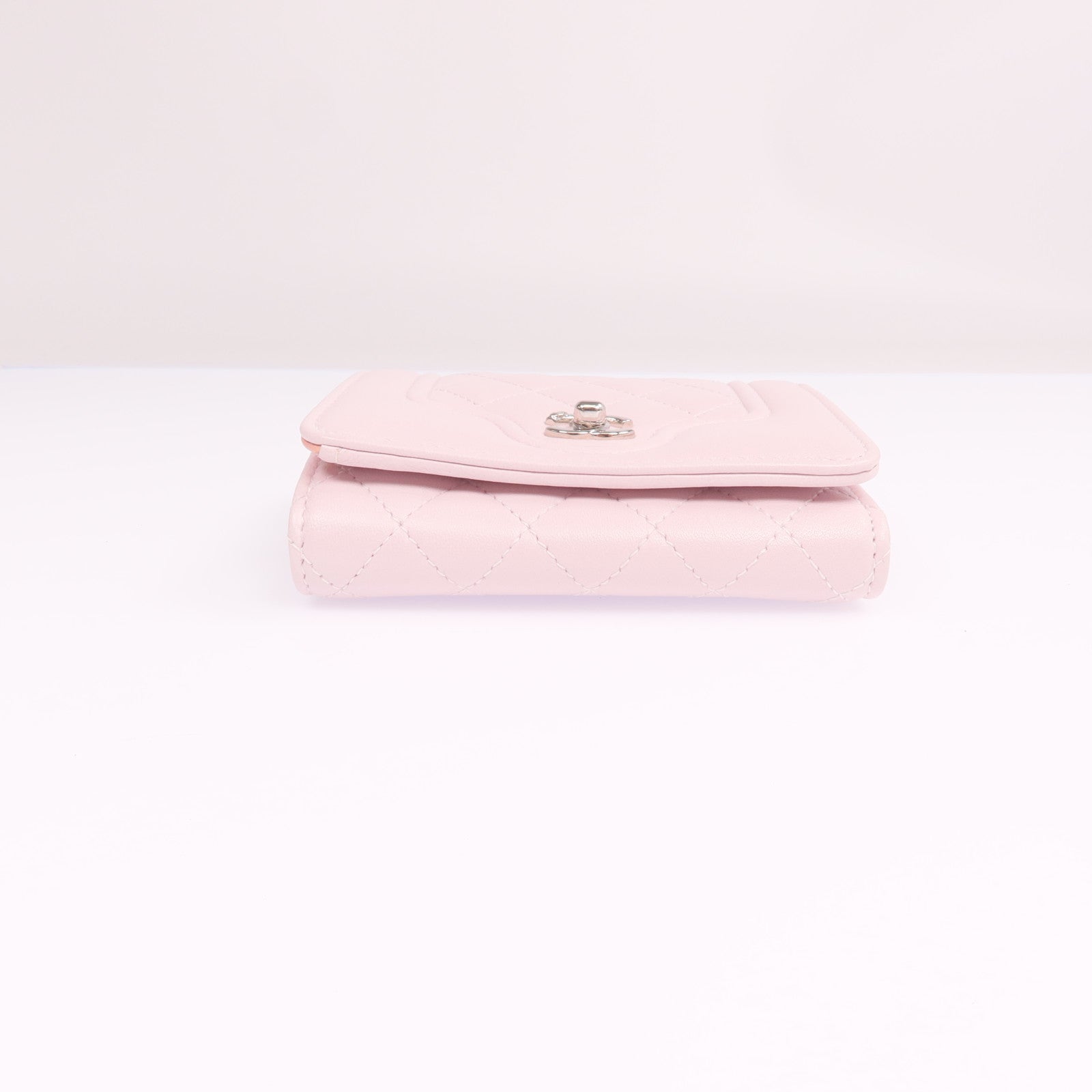 CHANEL 羊皮皮革Wallet銀扣錢包