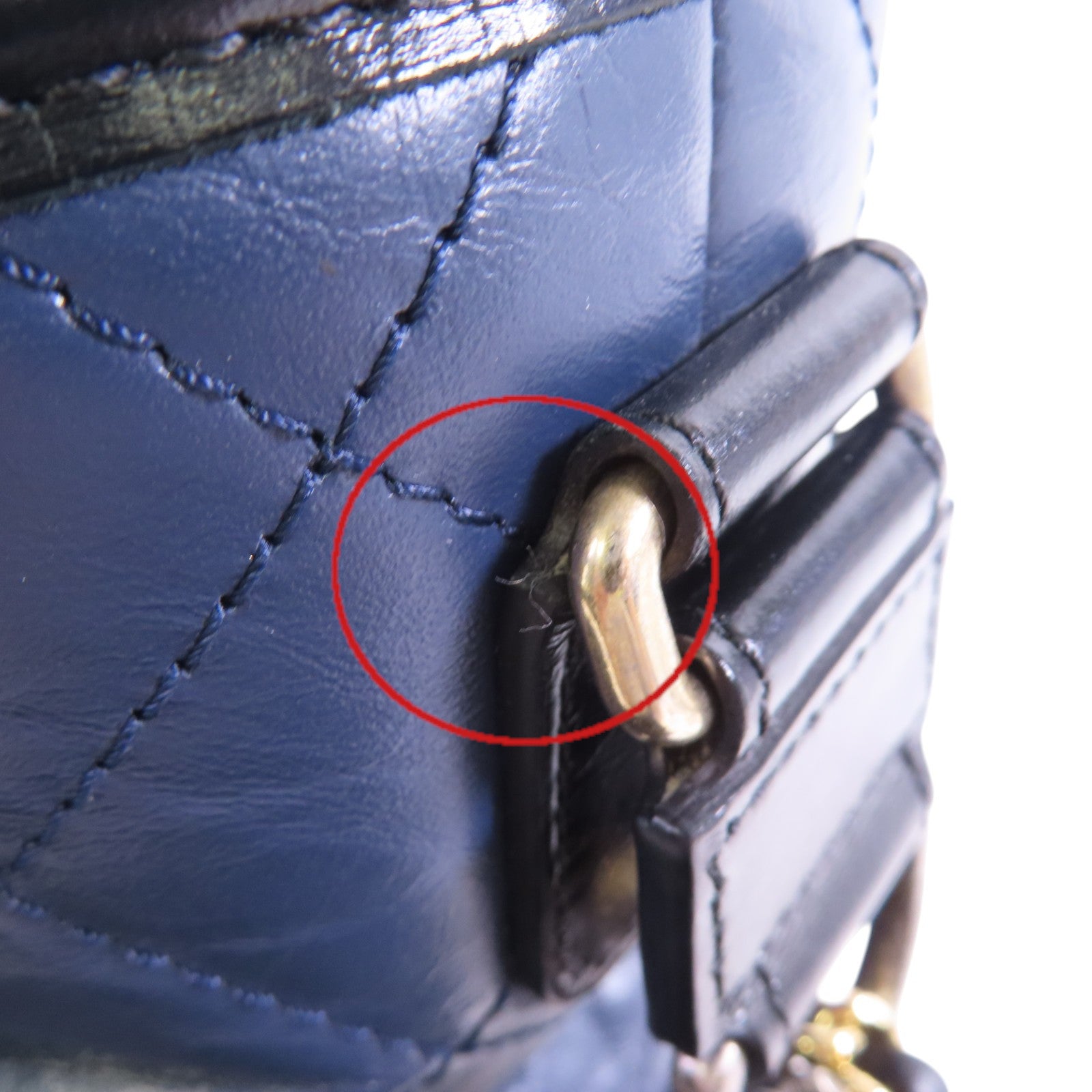 CHANEL 牛皮革Gabrielle Medium Chain Shoulder Bag銀扣鏈帶肩背袋