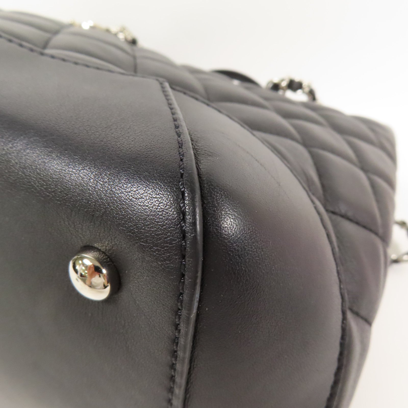 CHANEL 牛皮皮革Chain Shoulder銀扣手挽肩背兩用袋