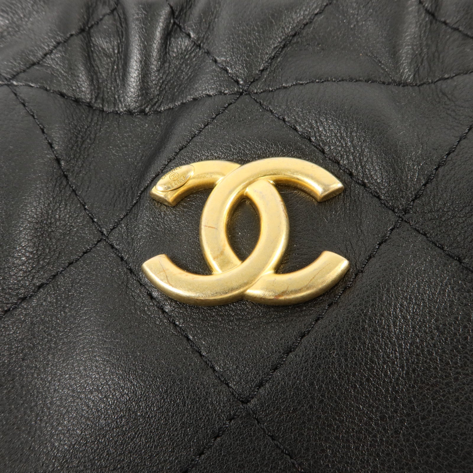 CHANEL 牛皮皮革Drawstring Bag鏈帶肩背袋