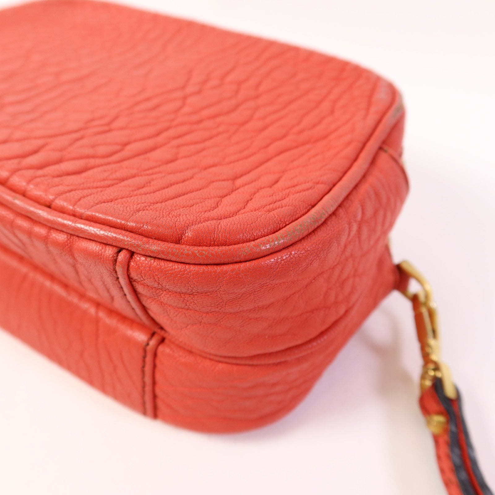 MCM 塗層帆布Shoulder Bag金扣肩背袋