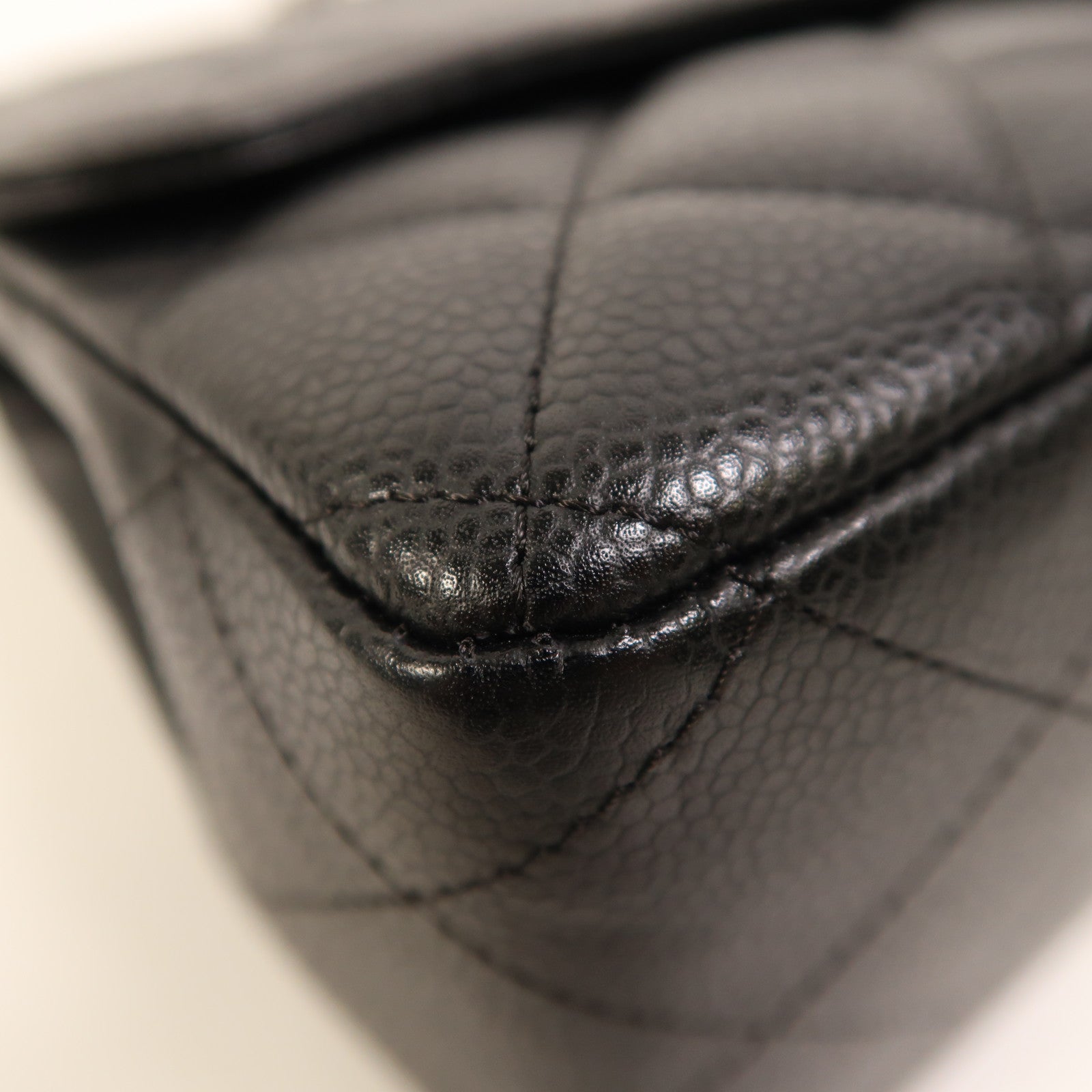 CHANEL 牛皮皮革Large Classic銀扣鏈帶肩背袋