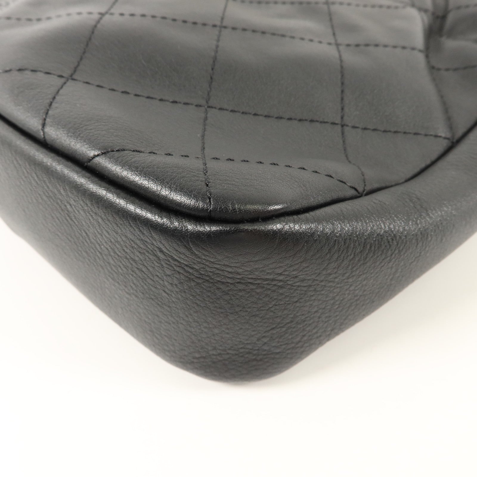 CHANEL 牛皮皮革Drawstring Bag鏈帶肩背袋