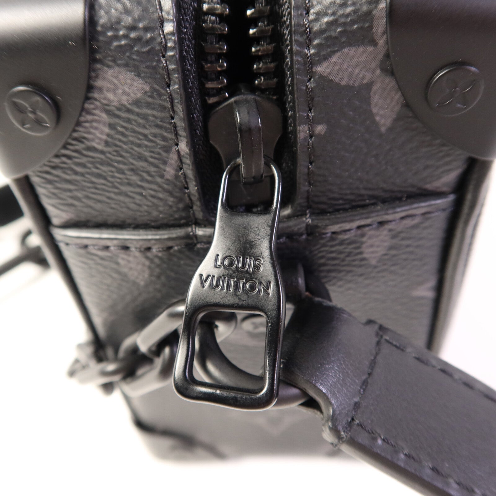 LOUIS VUITTON Monogram Eclipse Mini Soft Trunk肩背袋