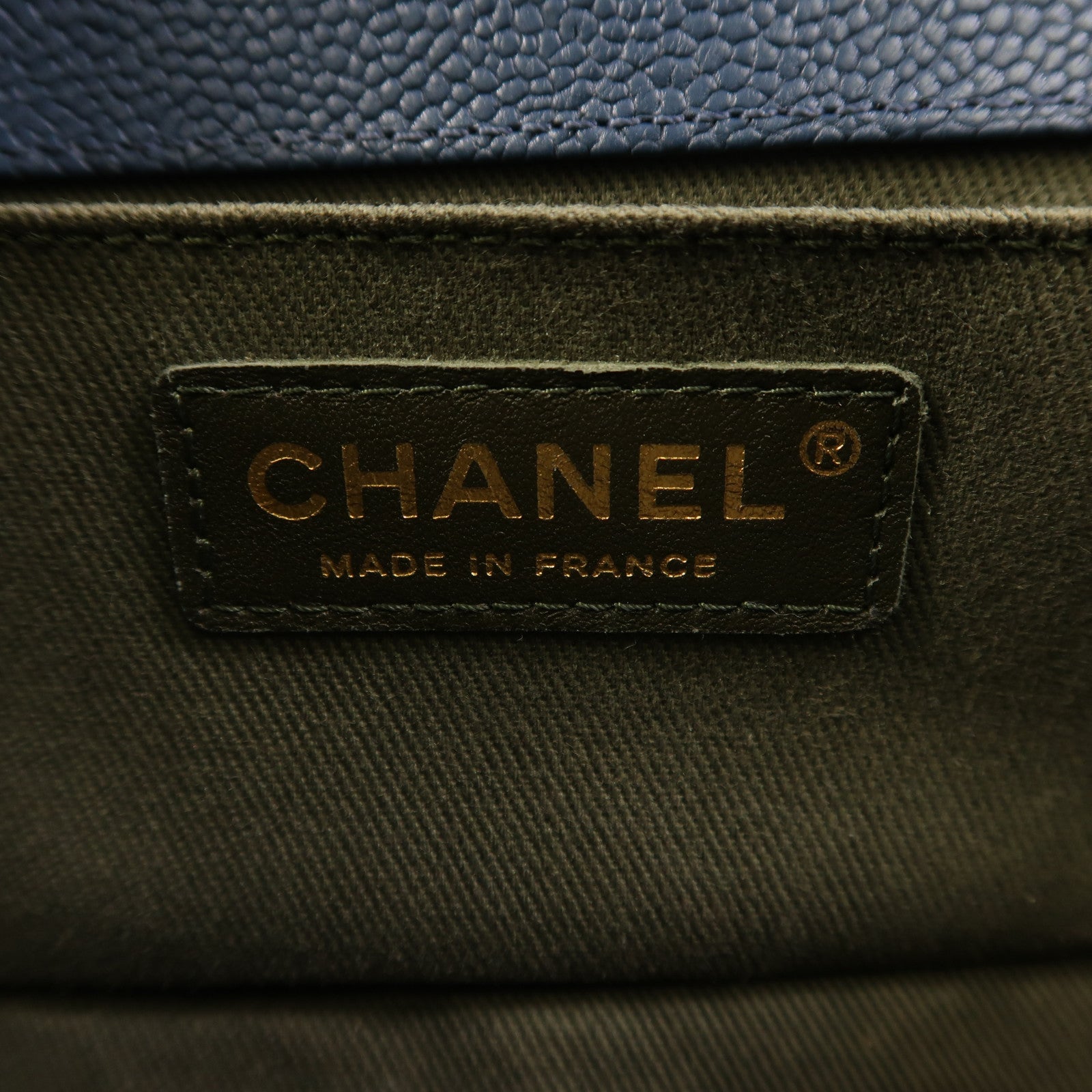 CHANEL 牛皮皮革Boy 20金扣鏈帶肩背袋