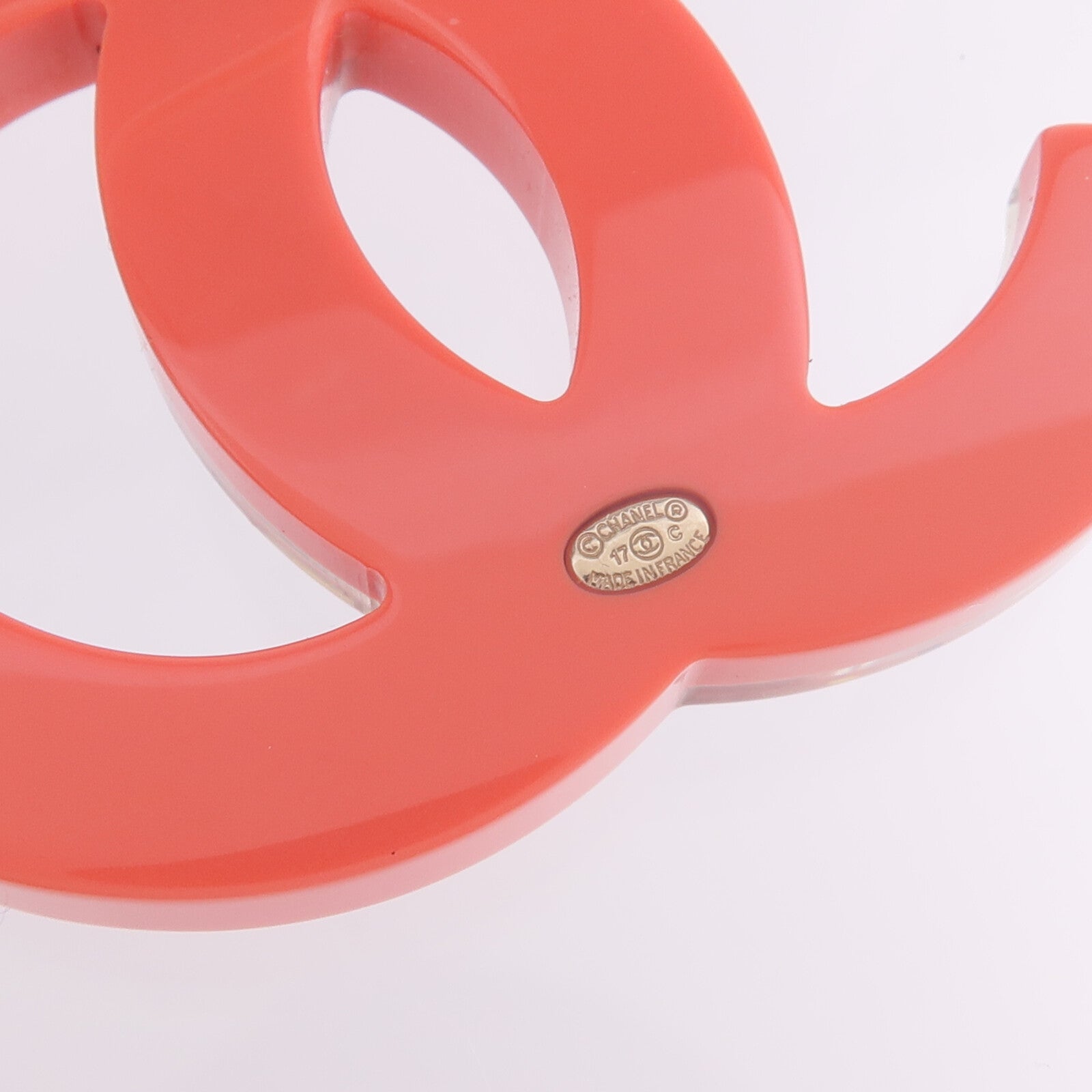 CHANEL PVC Brooch金扣胸針