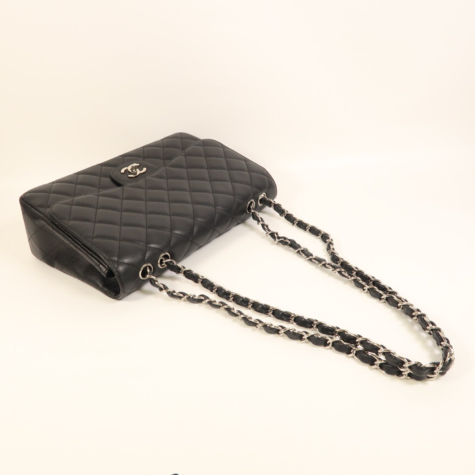 CHANEL 牛皮皮革Large Classic銀扣鏈帶肩背袋