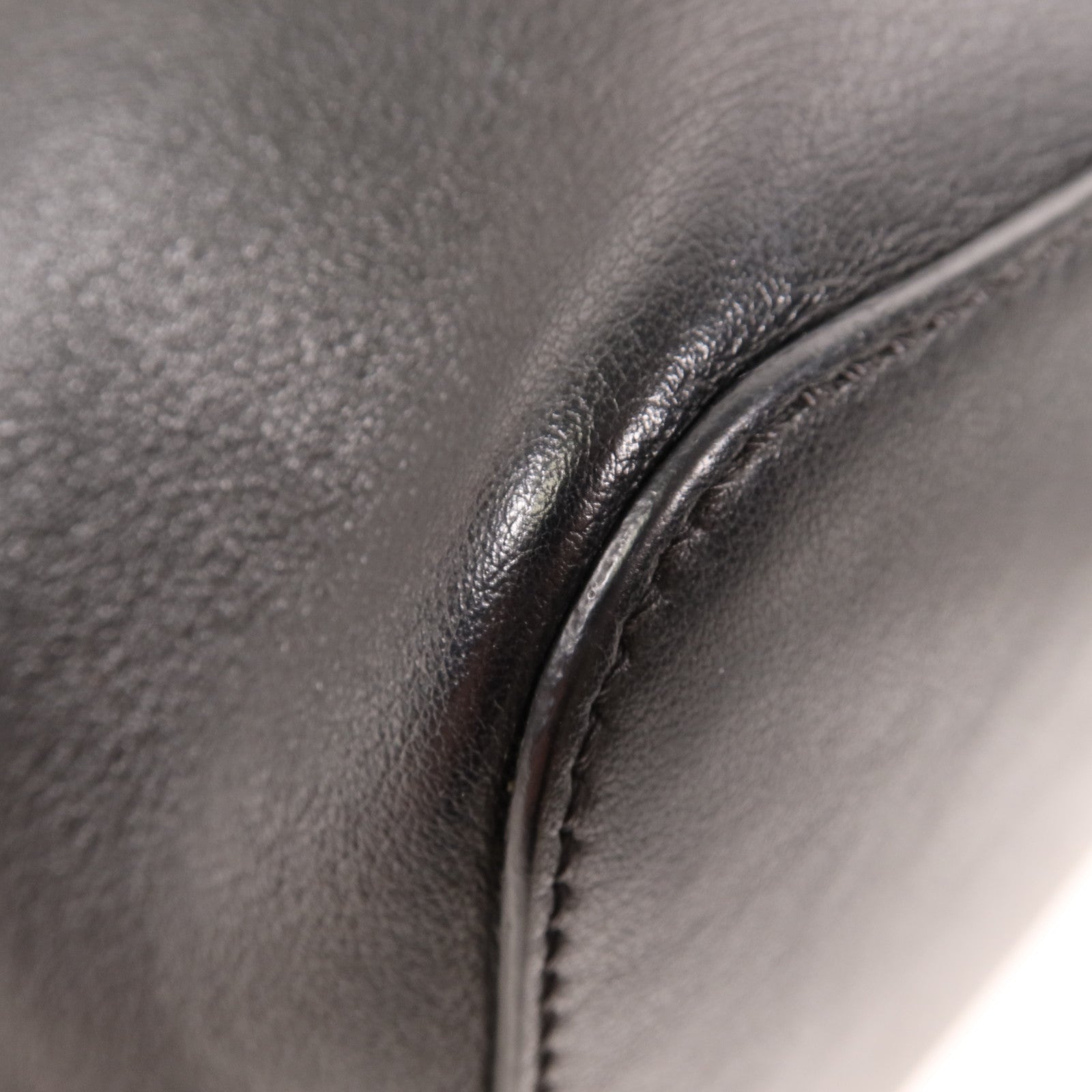 FENDI 【激減優惠】牛皮皮革Shoulder Bag金扣肩背袋