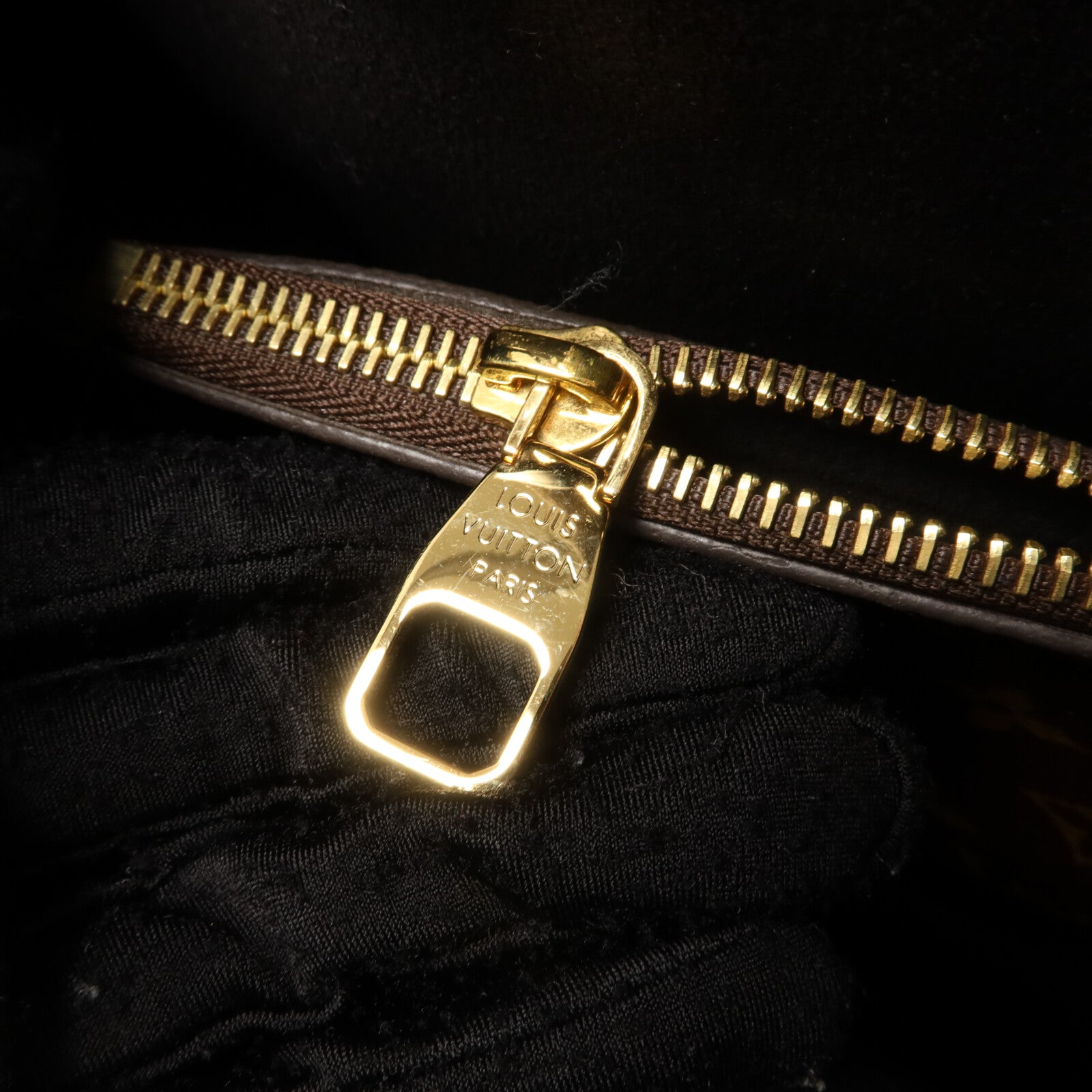 LOUIS VUITTON Monogram Neo Noe MM金扣肩背袋