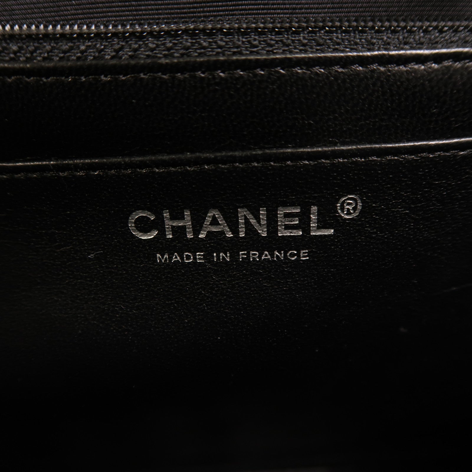 CHANEL 牛皮皮革Large Classic銀扣鏈帶肩背袋