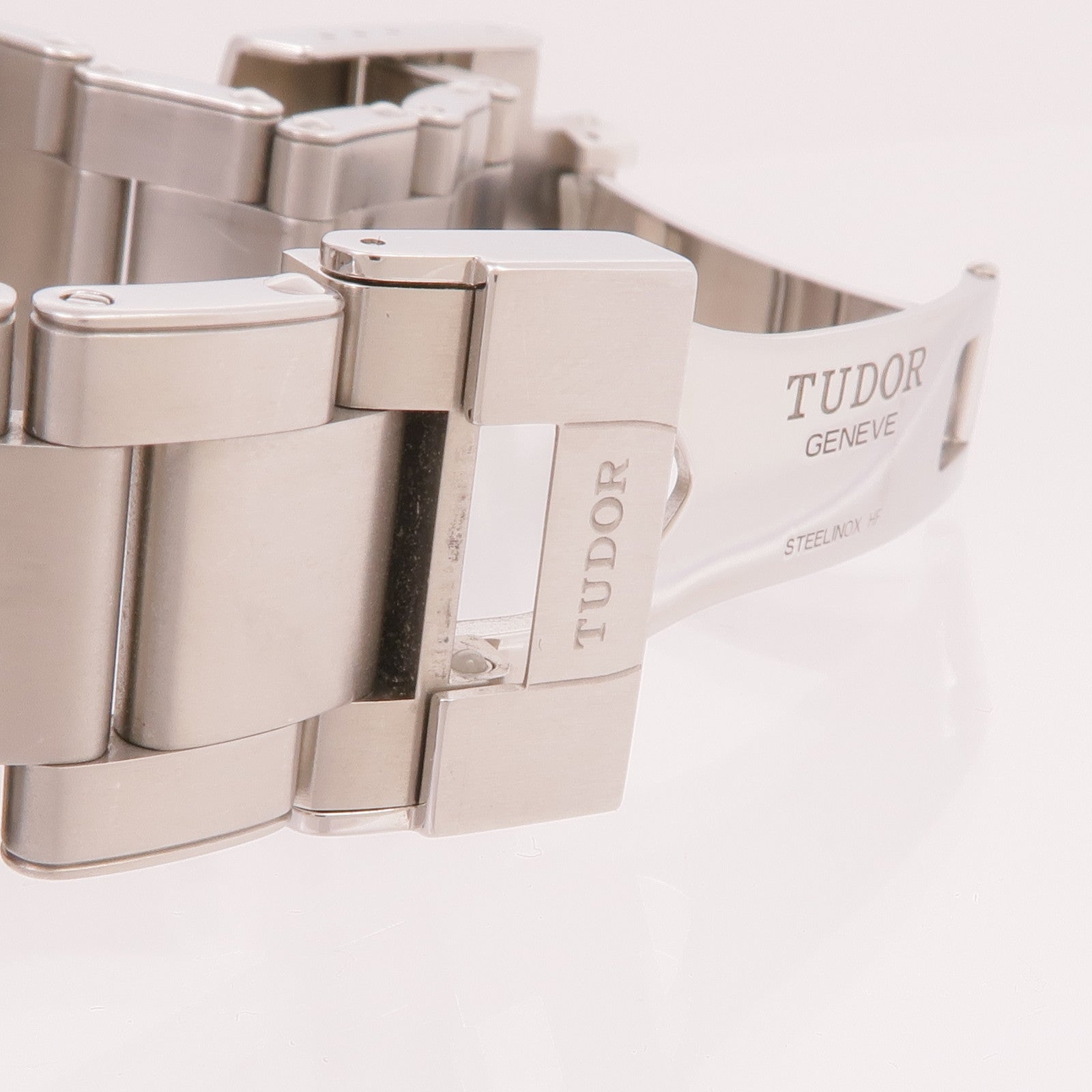 TUDOR Black Bay 79230R