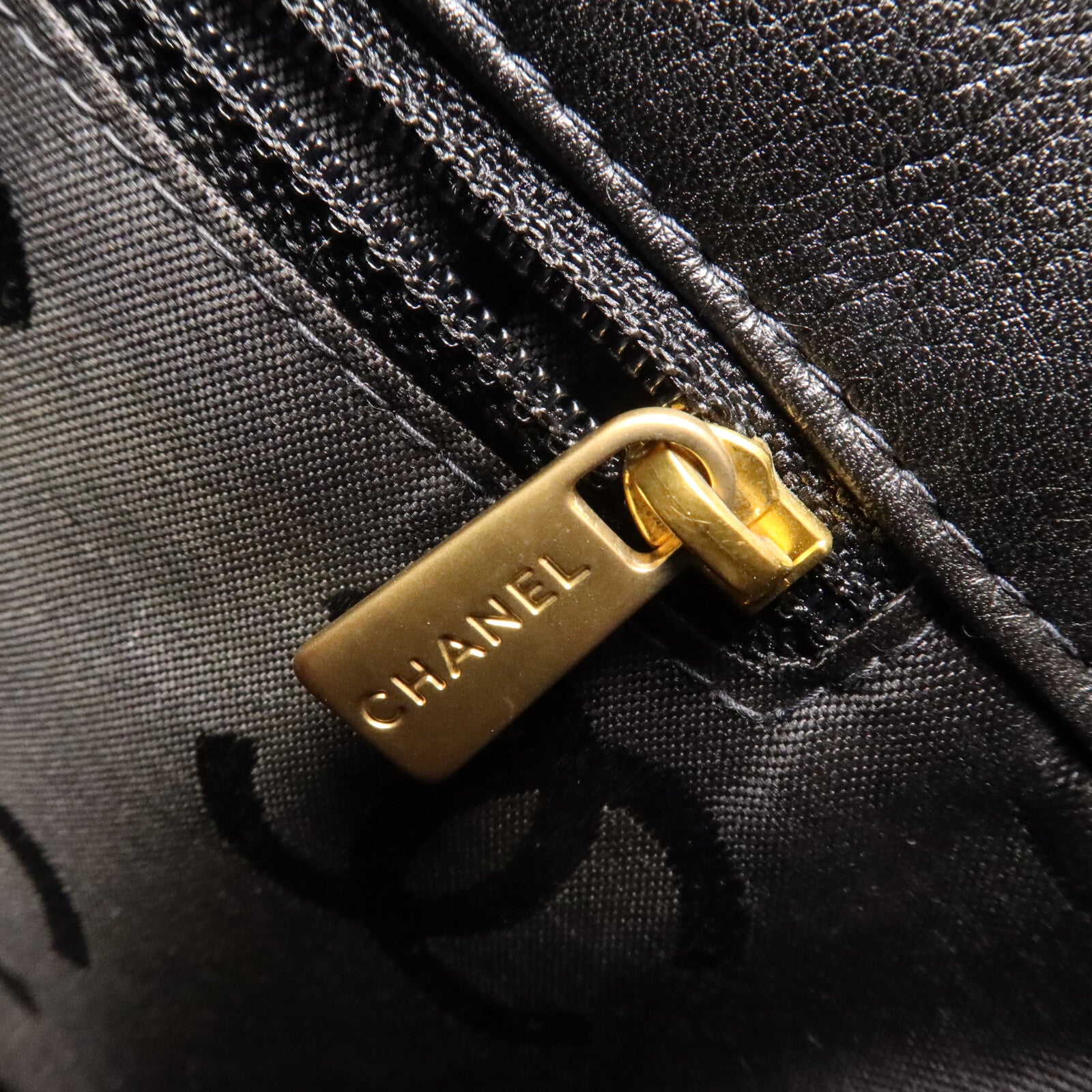 CHANEL 牛皮皮革Vintage Vivian手挽袋