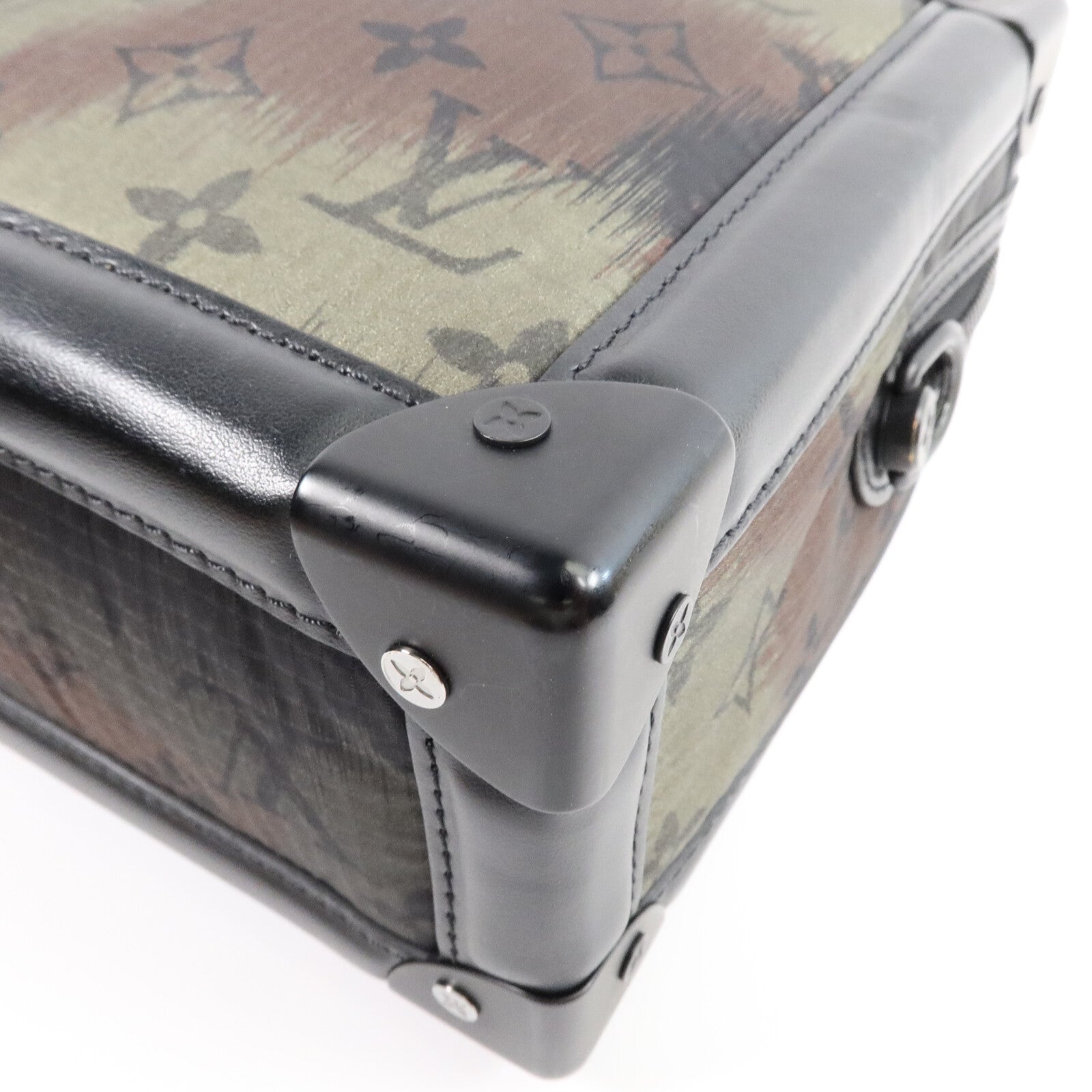 LOUIS VUITTON Monogram Camouflage Soft Trunk肩背袋
