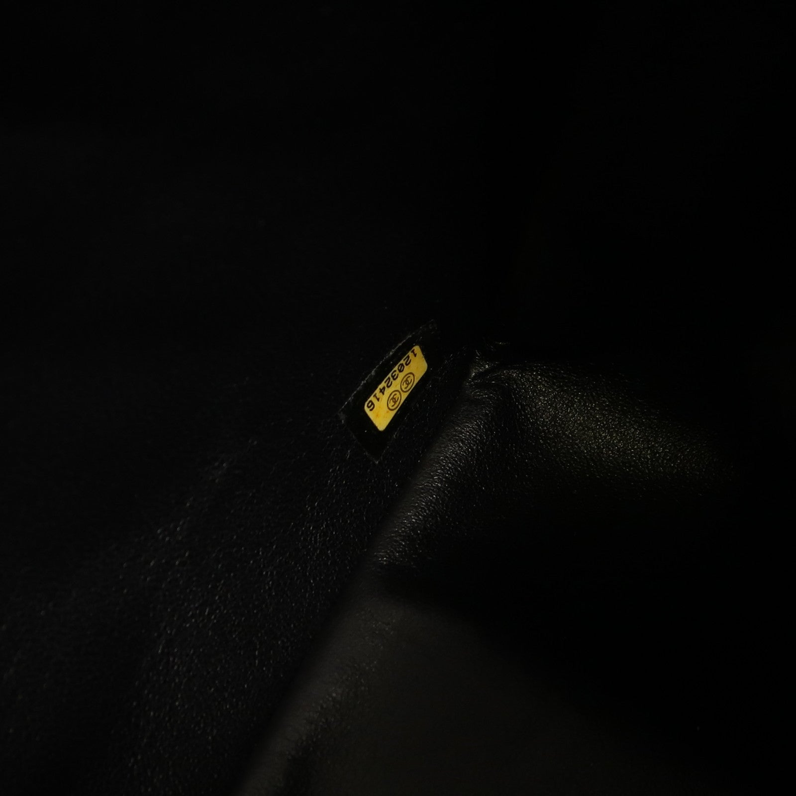 CHANEL 牛皮皮革Large Classic銀扣鏈帶肩背袋