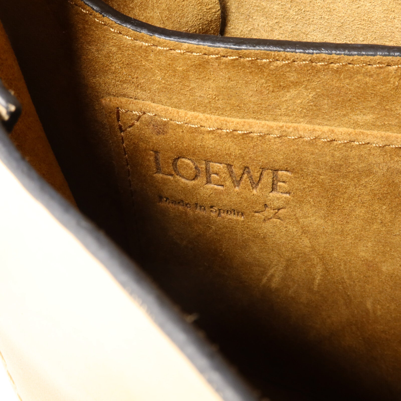 LOEWE 牛皮皮革Gate Medium肩背袋