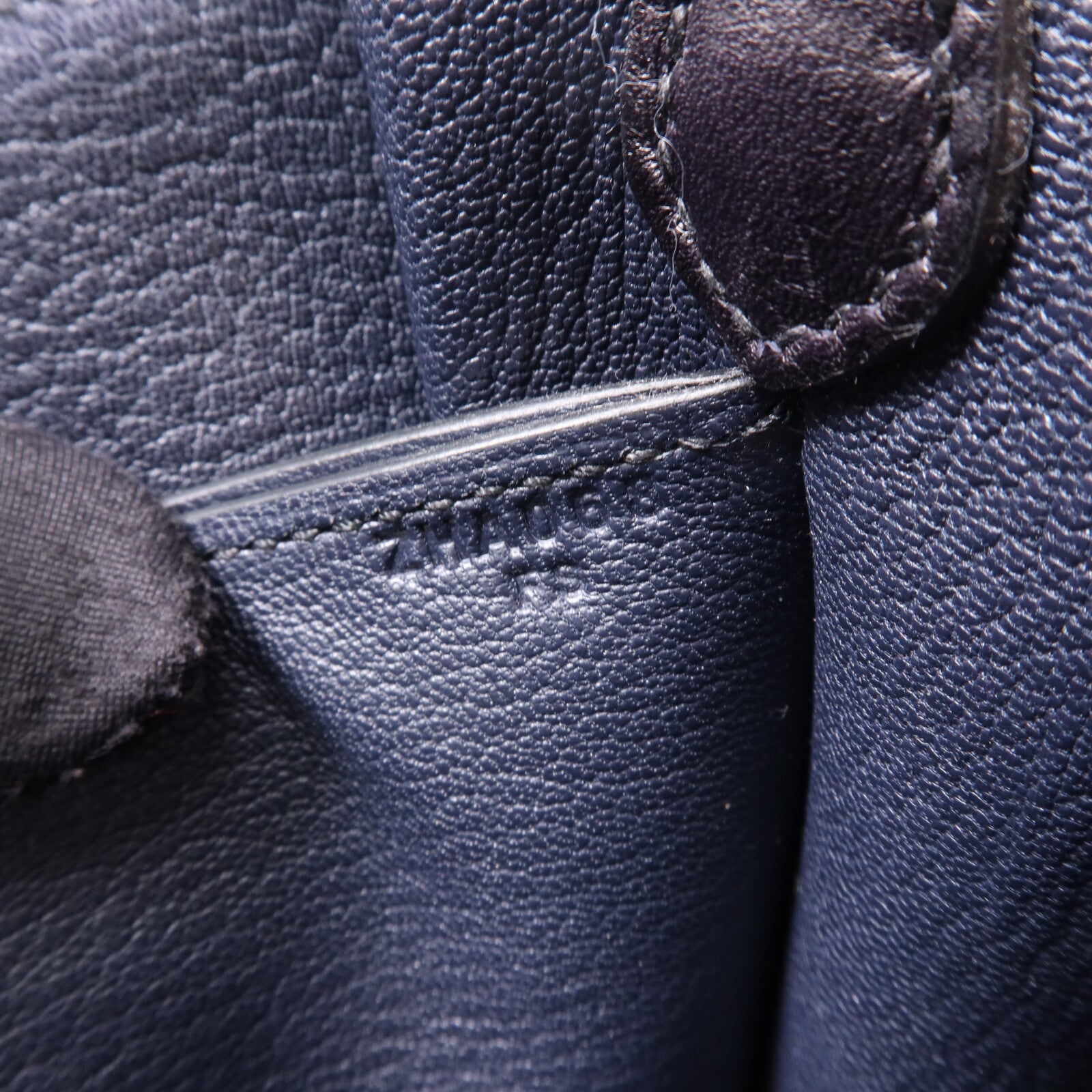 HERMES Evergrain皮革Roulis Mini金扣肩背袋Bleu Indigo