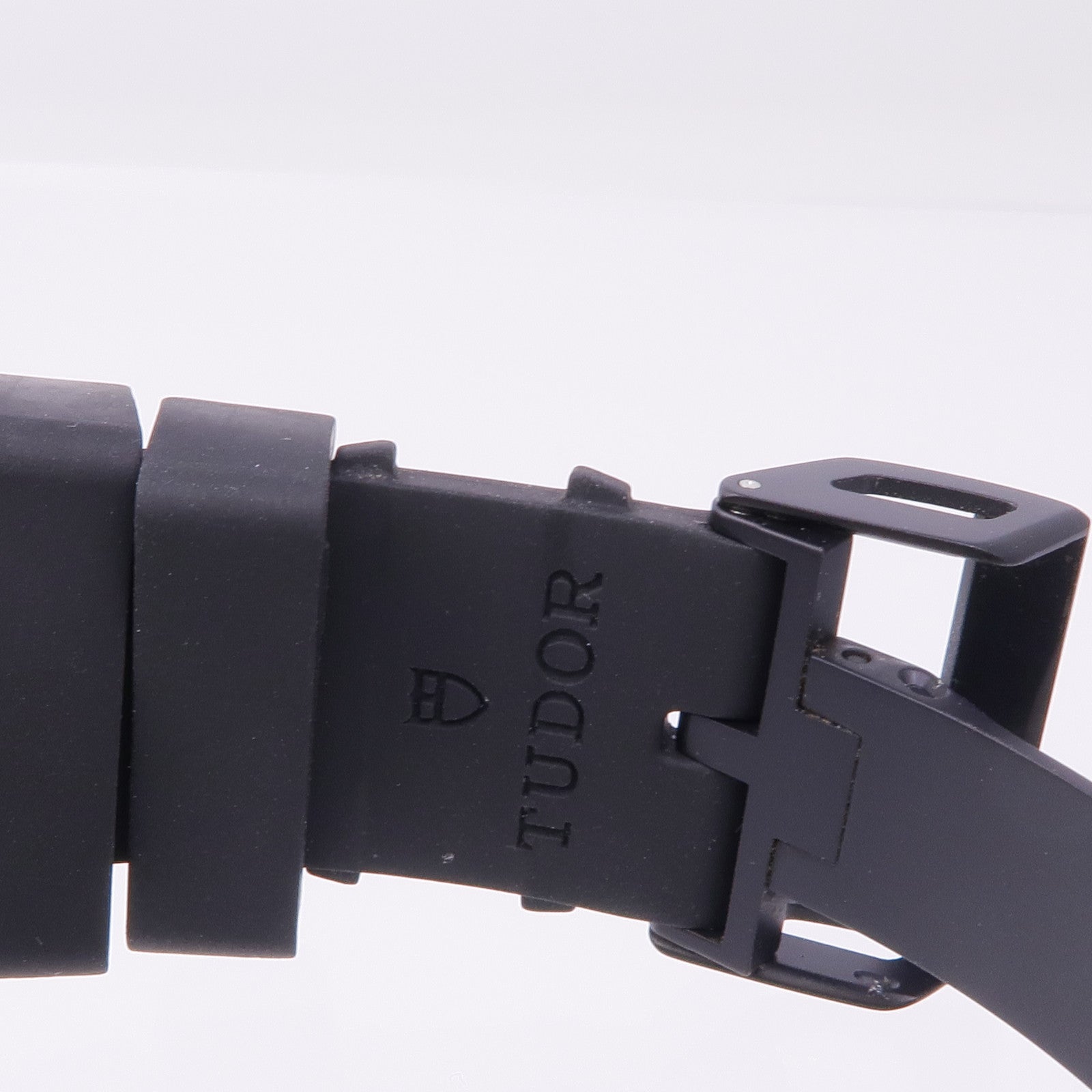 TUDOR Fastrider Black Shield 42000CR
