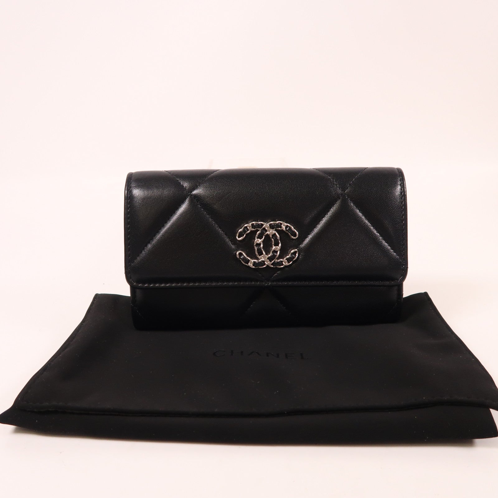 CHANEL 羊皮皮革C 19銀扣錢包