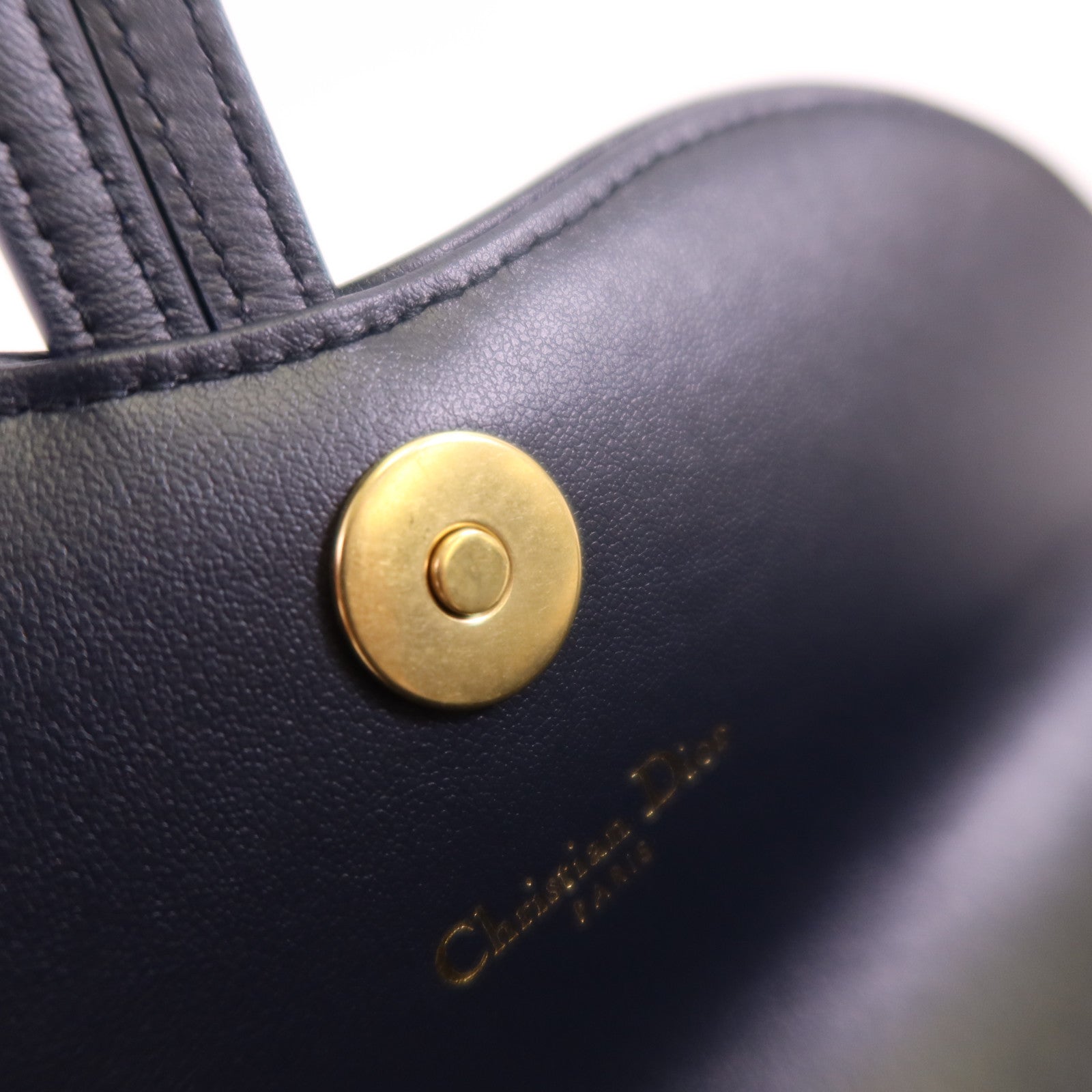 Dior Obriqur牛仔布Medium Saddle Pouch With Chain金扣鏈帶肩背袋