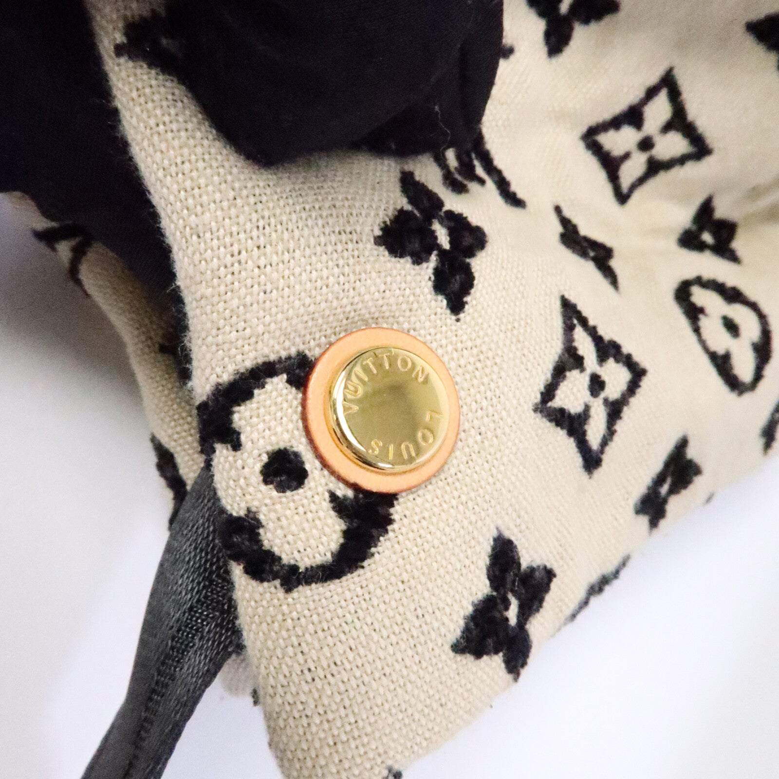 LOUIS VUITTON Monogram Cheche Bohemian肩背袋