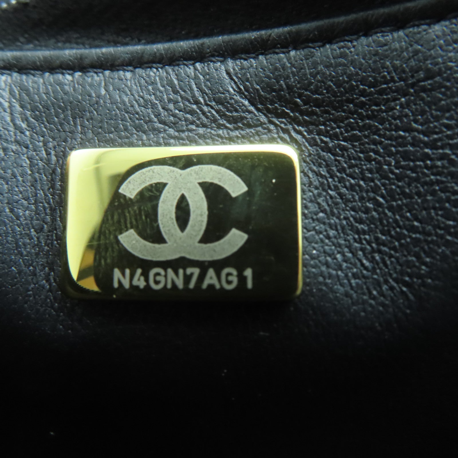 CHANEL 【激減優惠】菱格羊皮皮革Top Handle Wallet On Chain金扣鏈帶手挽肩背兩用袋黑色