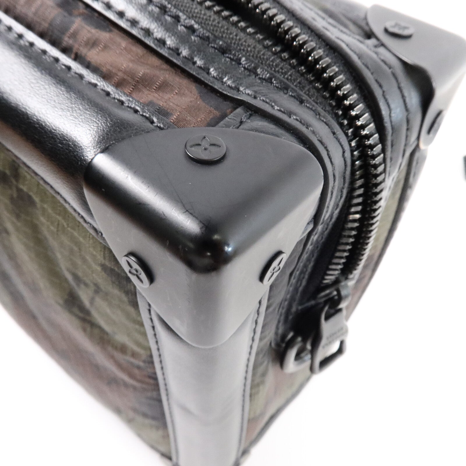 LOUIS VUITTON Monogram Camouflage Soft Trunk肩背袋
