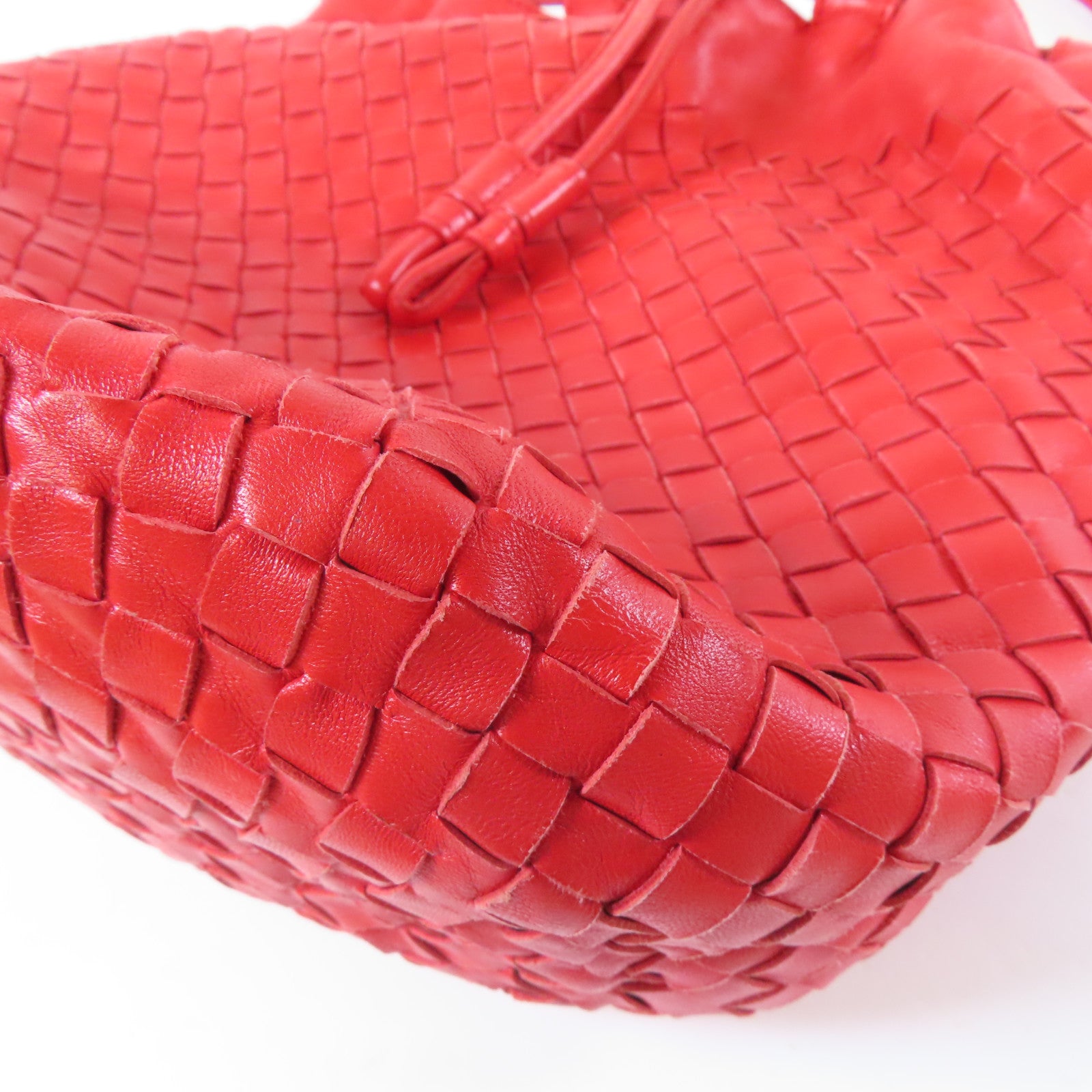 BOTTEGA VENETA 【激減優惠】織紋皮革Shoulder Bag黑扣肩背袋紅色