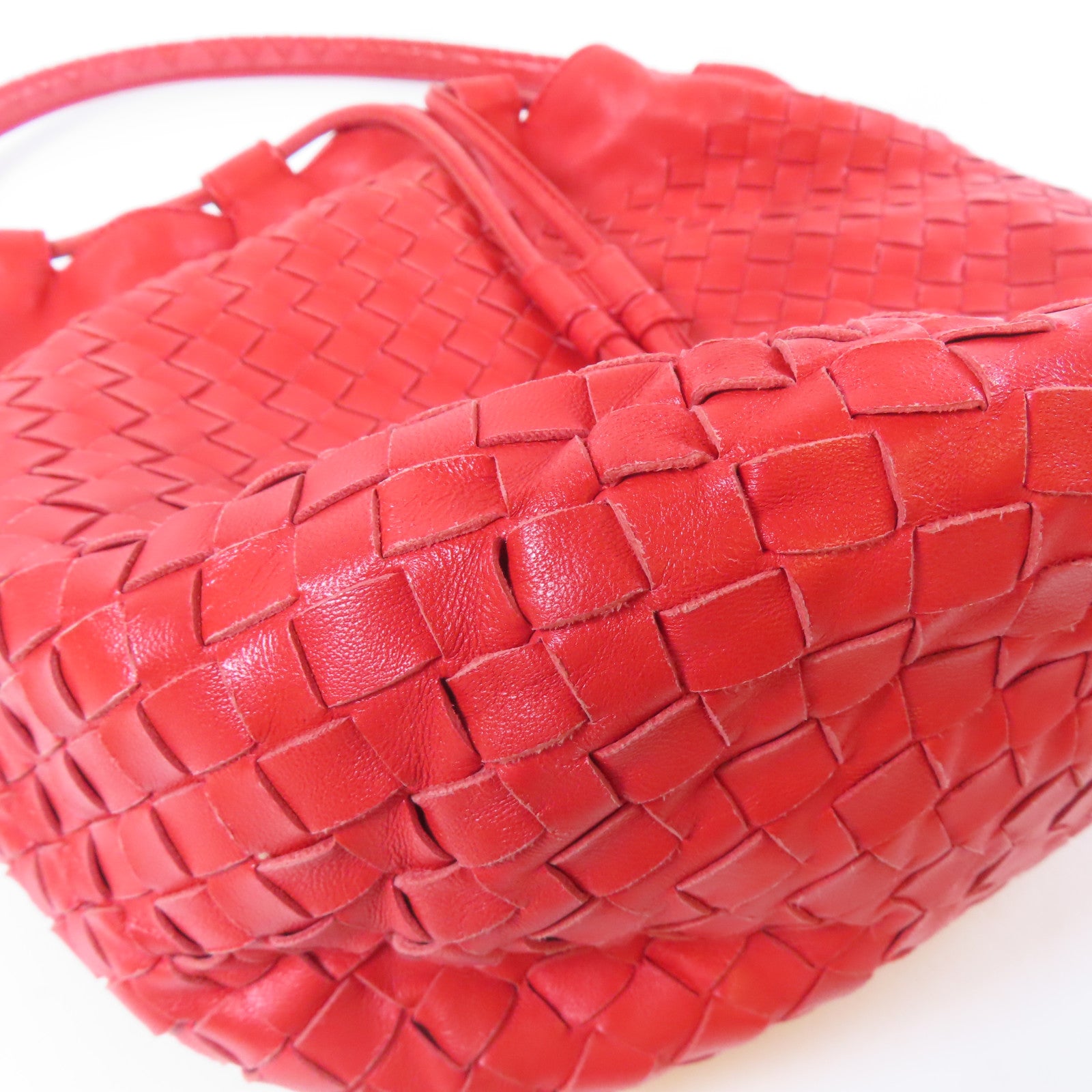 BOTTEGA VENETA 【激減優惠】織紋皮革Shoulder Bag黑扣肩背袋紅色