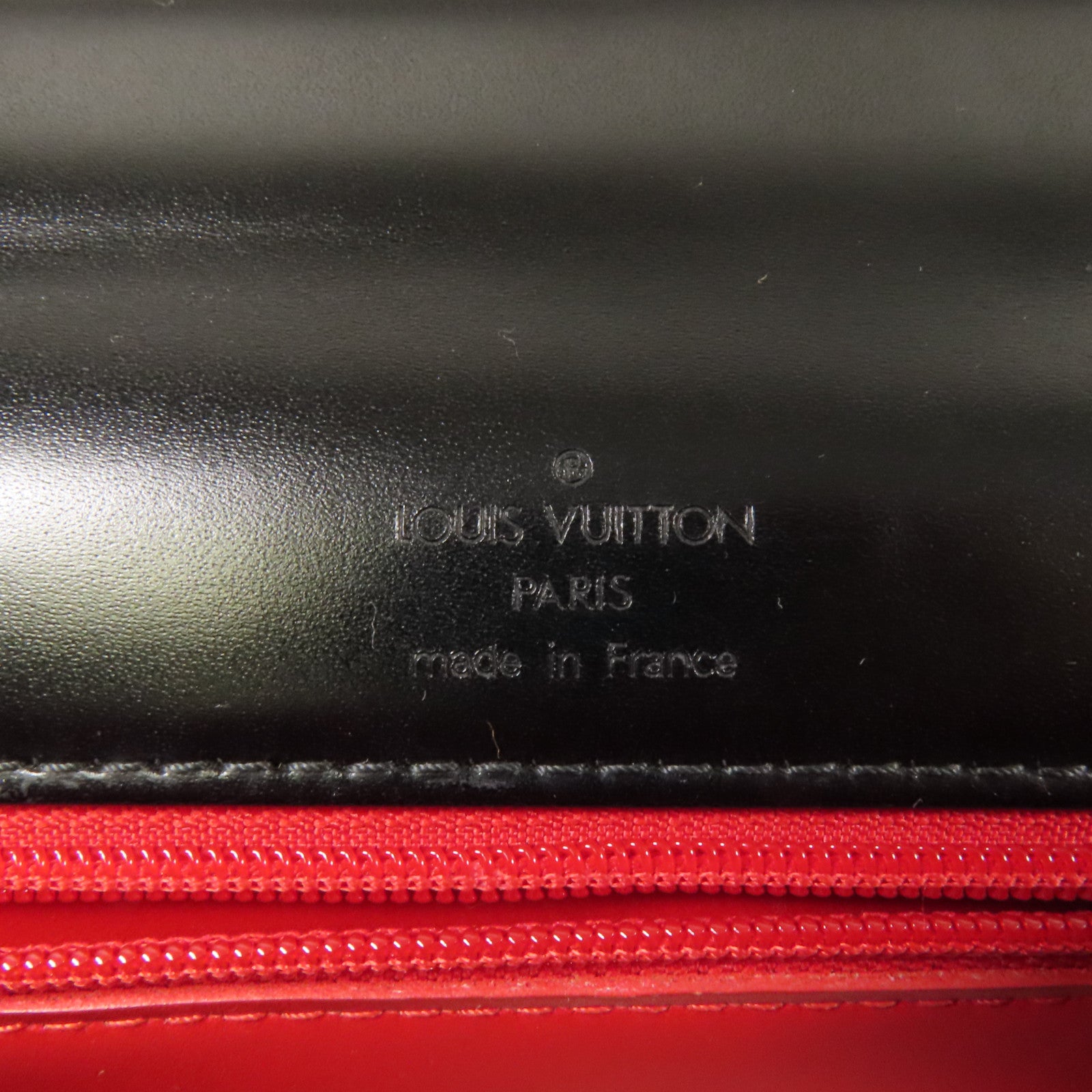 LOUIS VUITTON Epi Athens金扣手挽袋