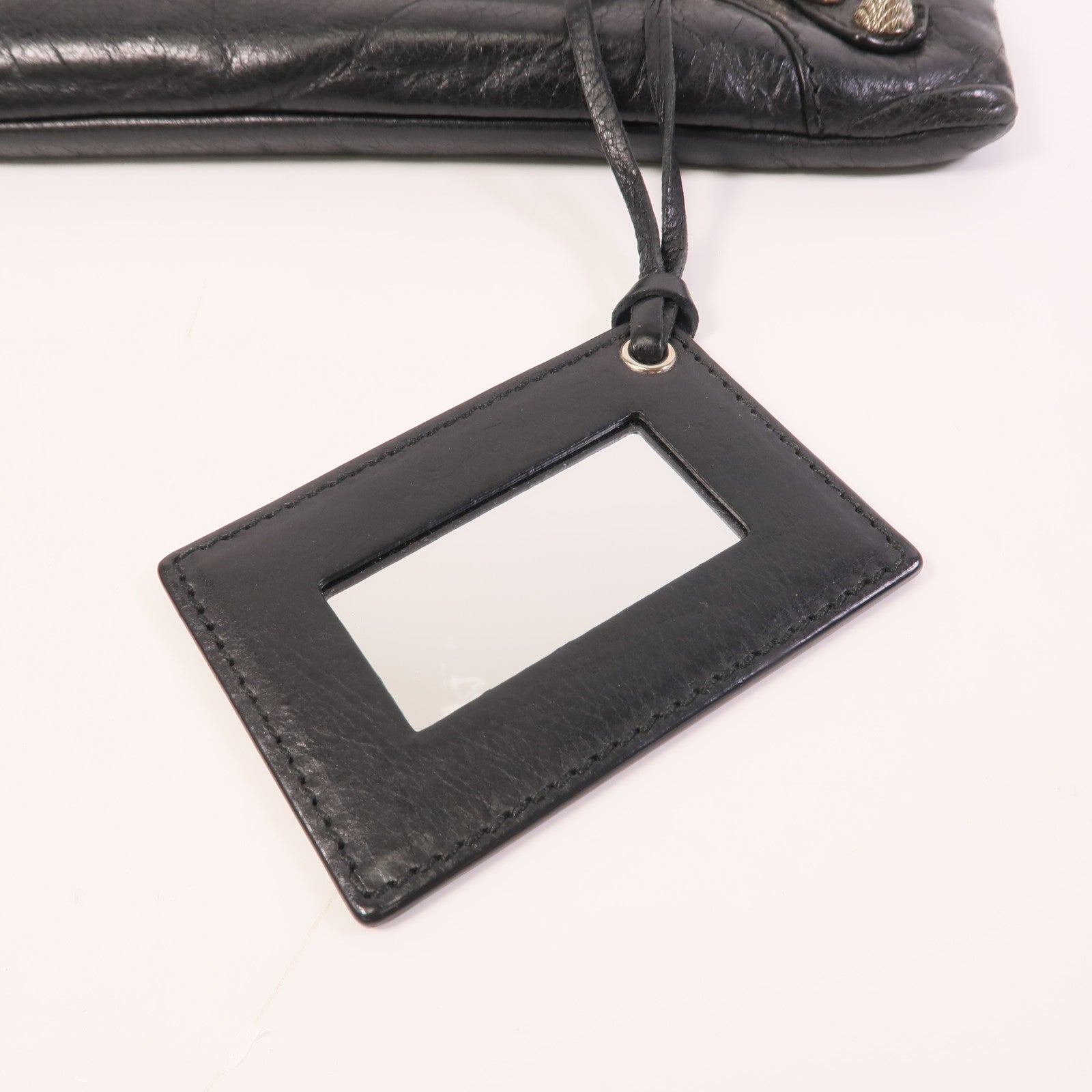 BALENCIAGA 牛皮皮革Pouch銀扣手拿包