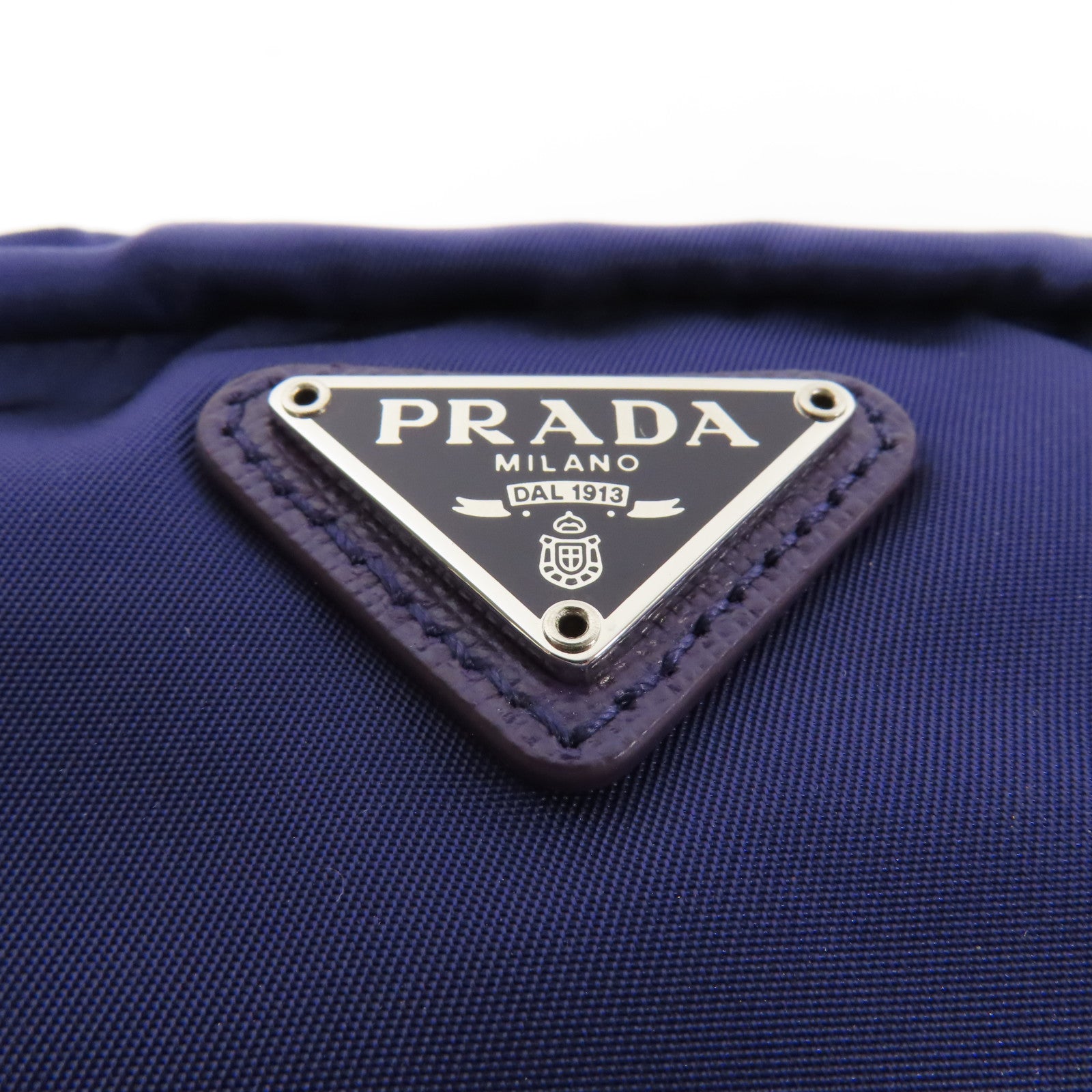 PRADA 尼龍Pouch手拿包