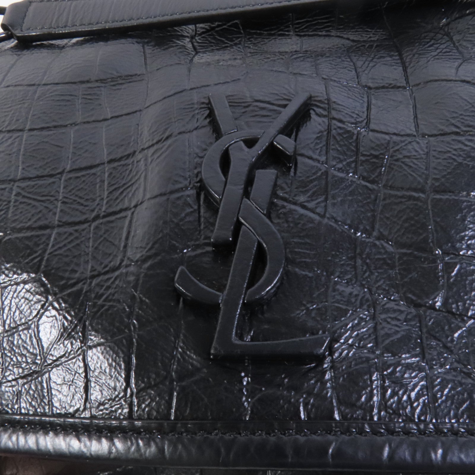 YVES SAINT LAURENT 牛皮皮革Niki肩背袋