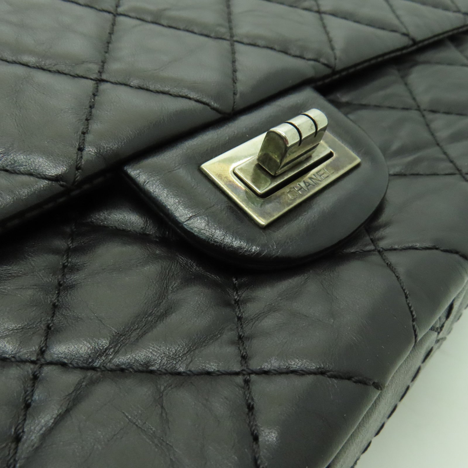 CHANEL 【激減優惠】菱格Aged Calf皮革2.55銀扣鏈帶肩背袋黒色