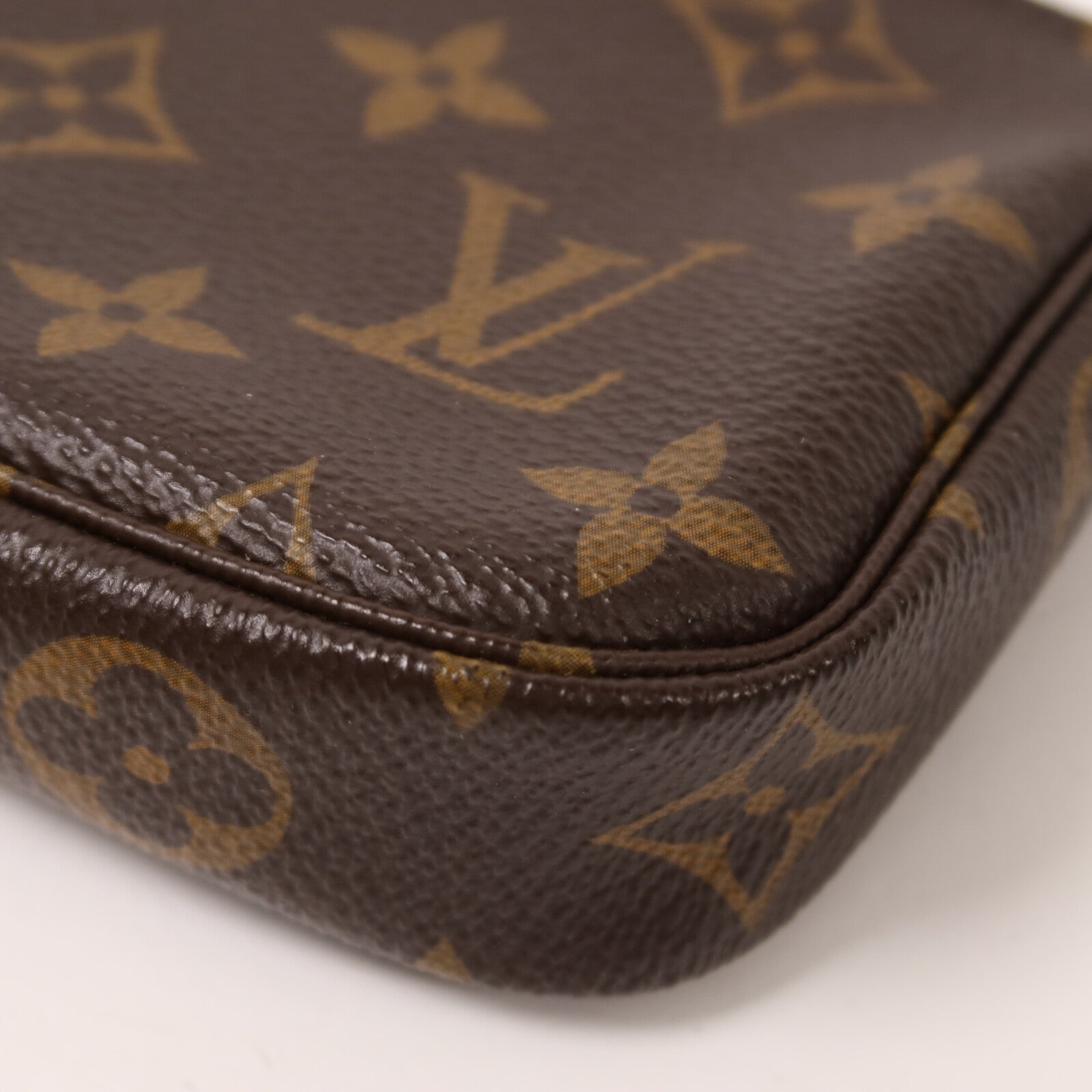 LOUIS VUITTON Monogram Mini Pochette Accessoires鏈帶手挽袋