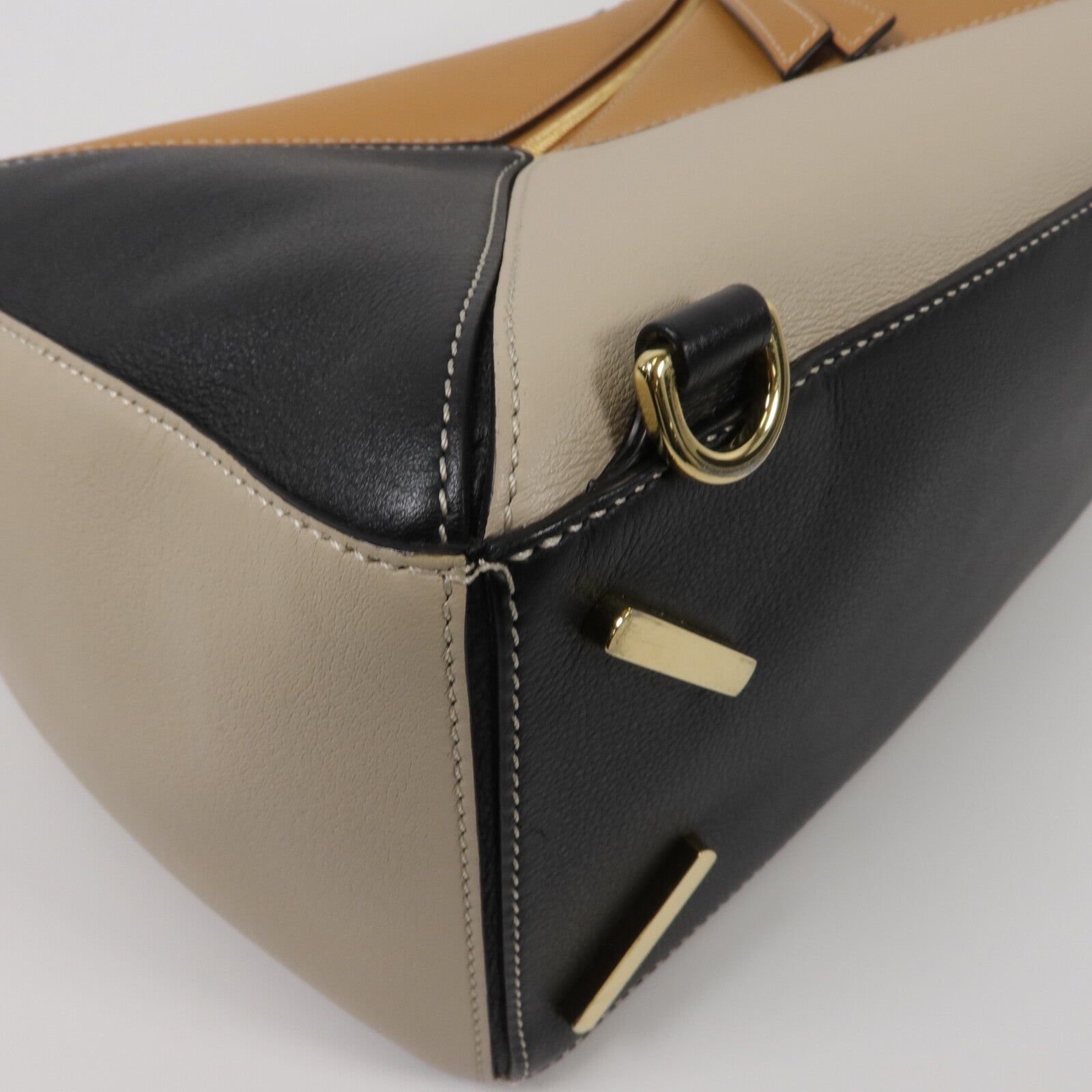 LOEWE 牛皮皮革Puzzle Medium手挽肩背兩用袋