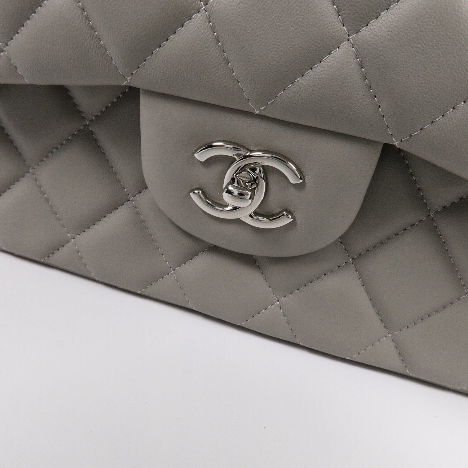 CHANEL 羊皮皮革Large Classic鏈帶肩背袋