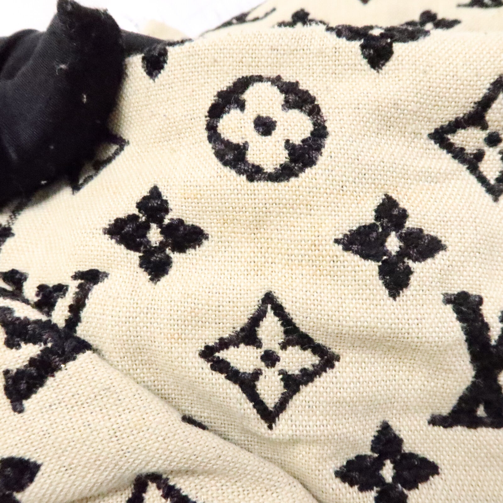 LOUIS VUITTON Monogram Cheche Bohemian肩背袋