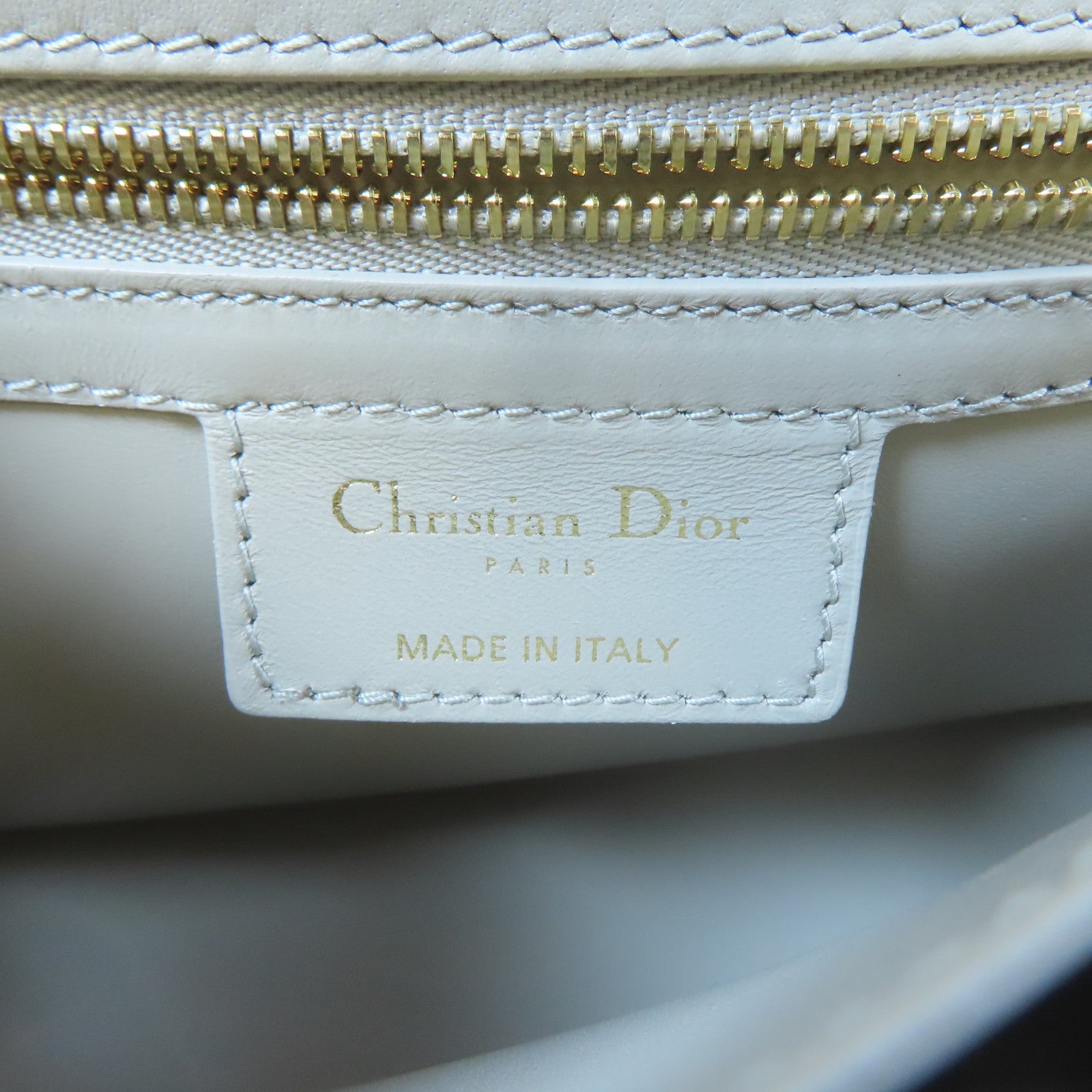 Dior 【激減優惠】羊皮皮革Caro金扣鏈帶肩背袋米色