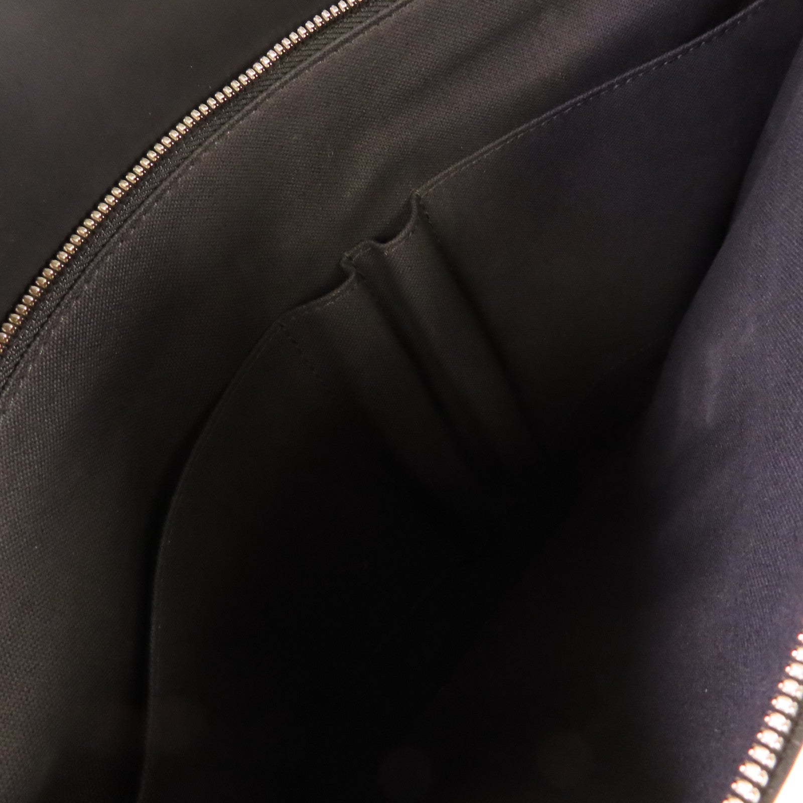 LOUIS VUITTON 【激減優惠】Epi Bassano MM Business Bag銀扣手挽肩背兩用公事包黑色