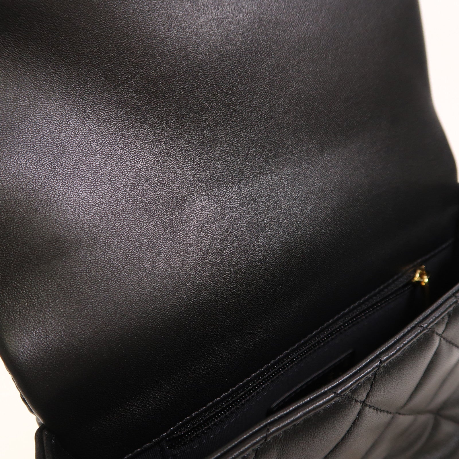 CHANEL 羊皮皮革Shoulder Bag金扣鏈帶肩背袋