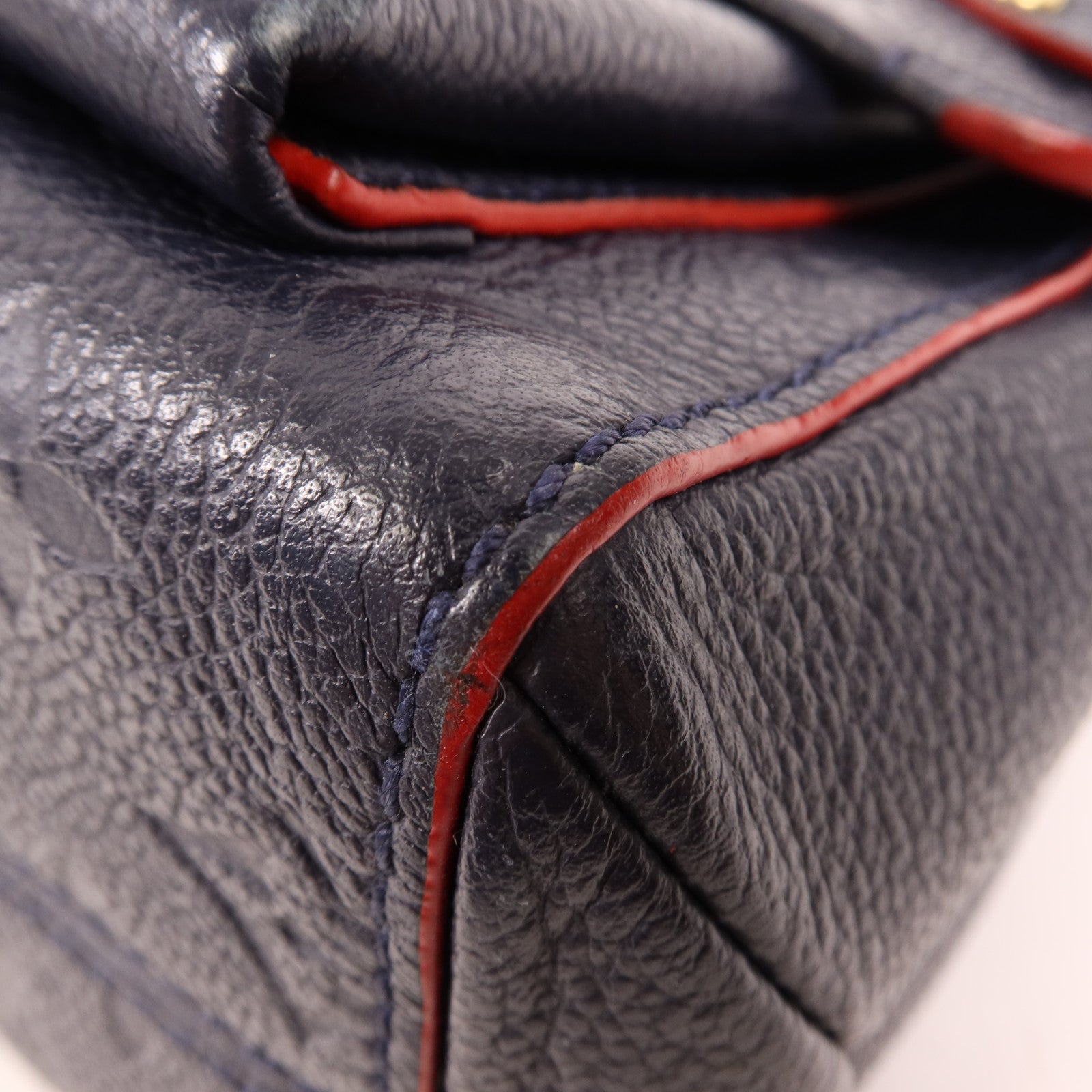 LOUIS VUITTON Monogram Empreinte Vavin PM金扣肩背袋