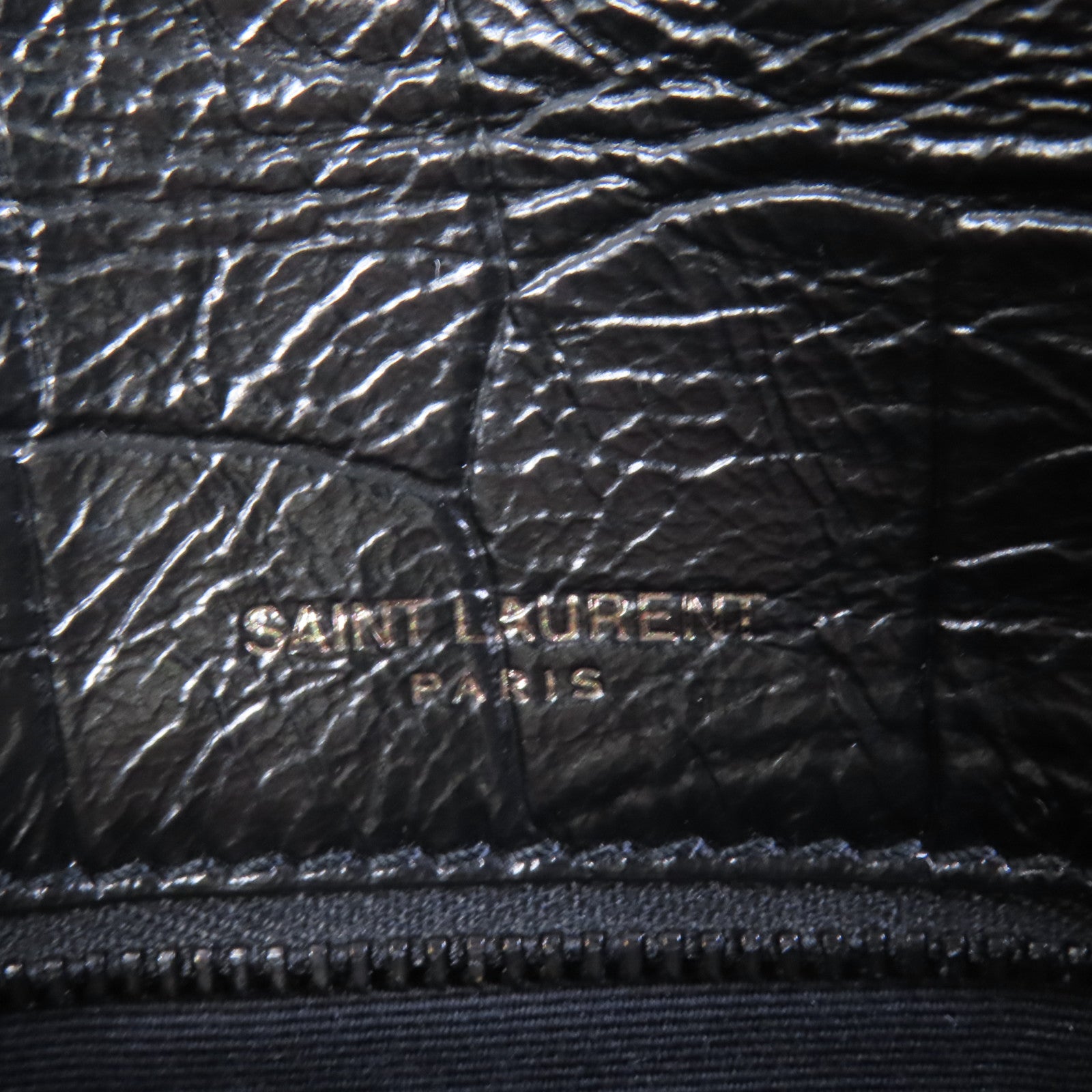 YVES SAINT LAURENT 牛皮皮革Niki肩背袋